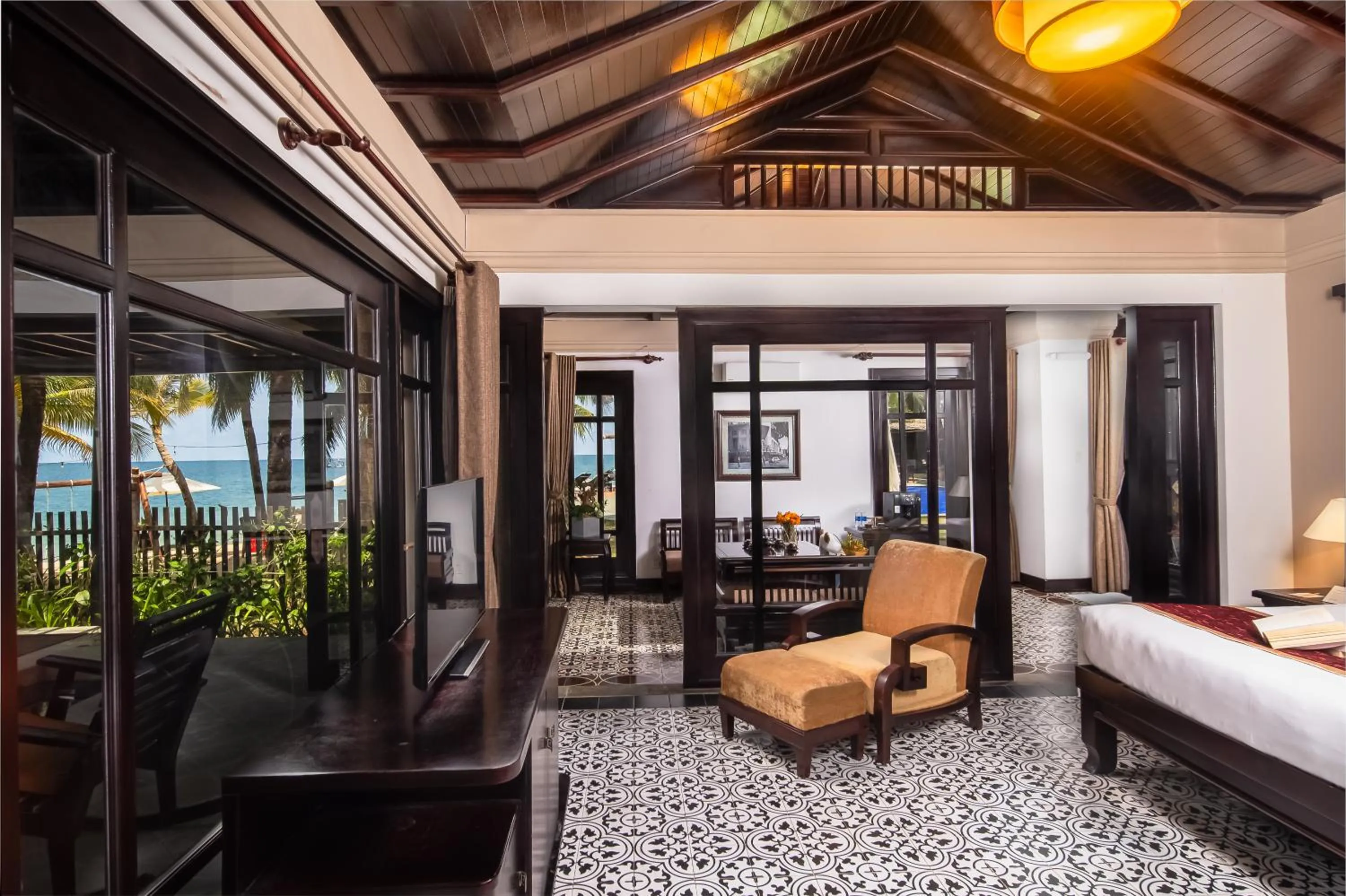 Bed in Anja Beach Resort & Spa