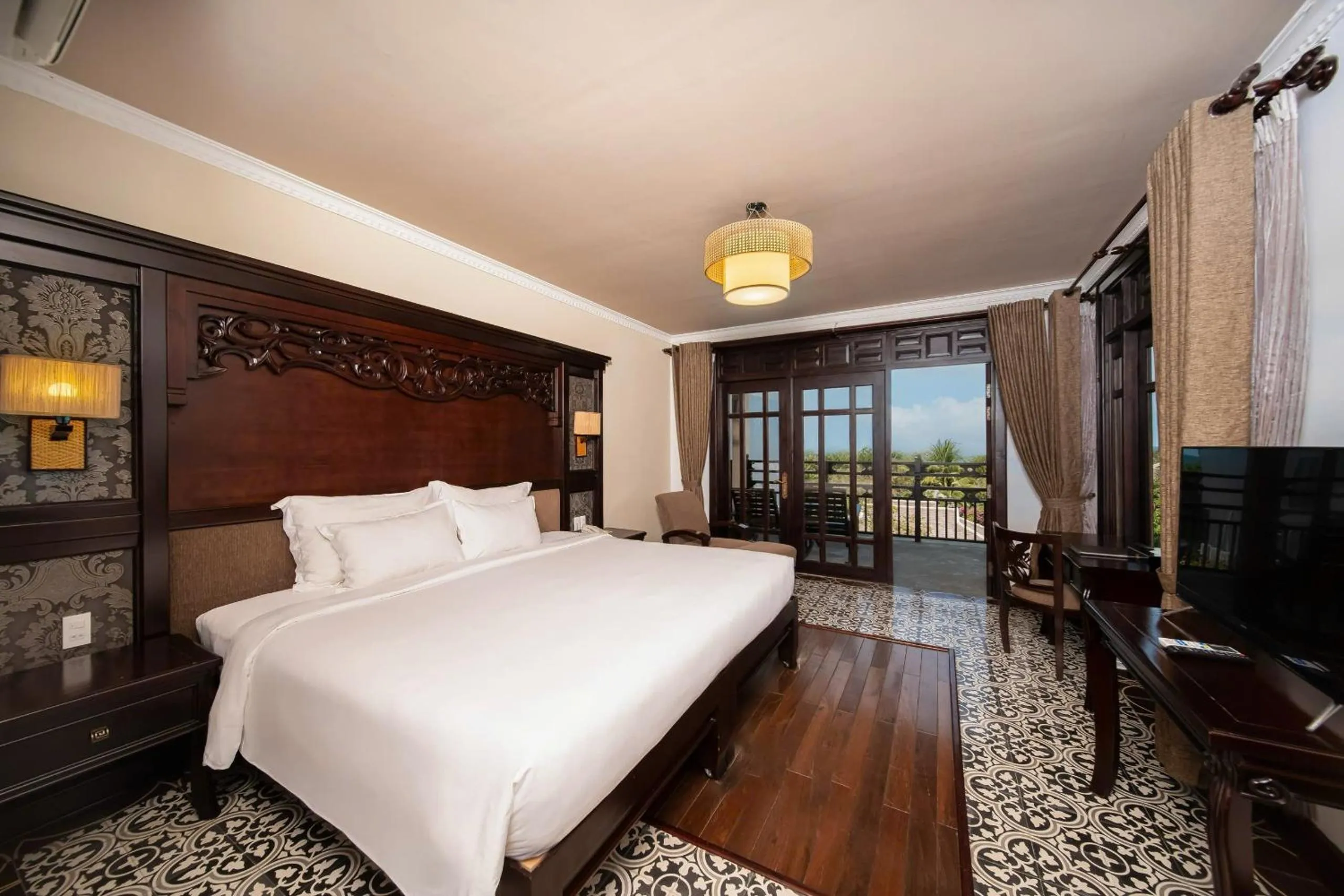 Bed in Anja Beach Resort & Spa