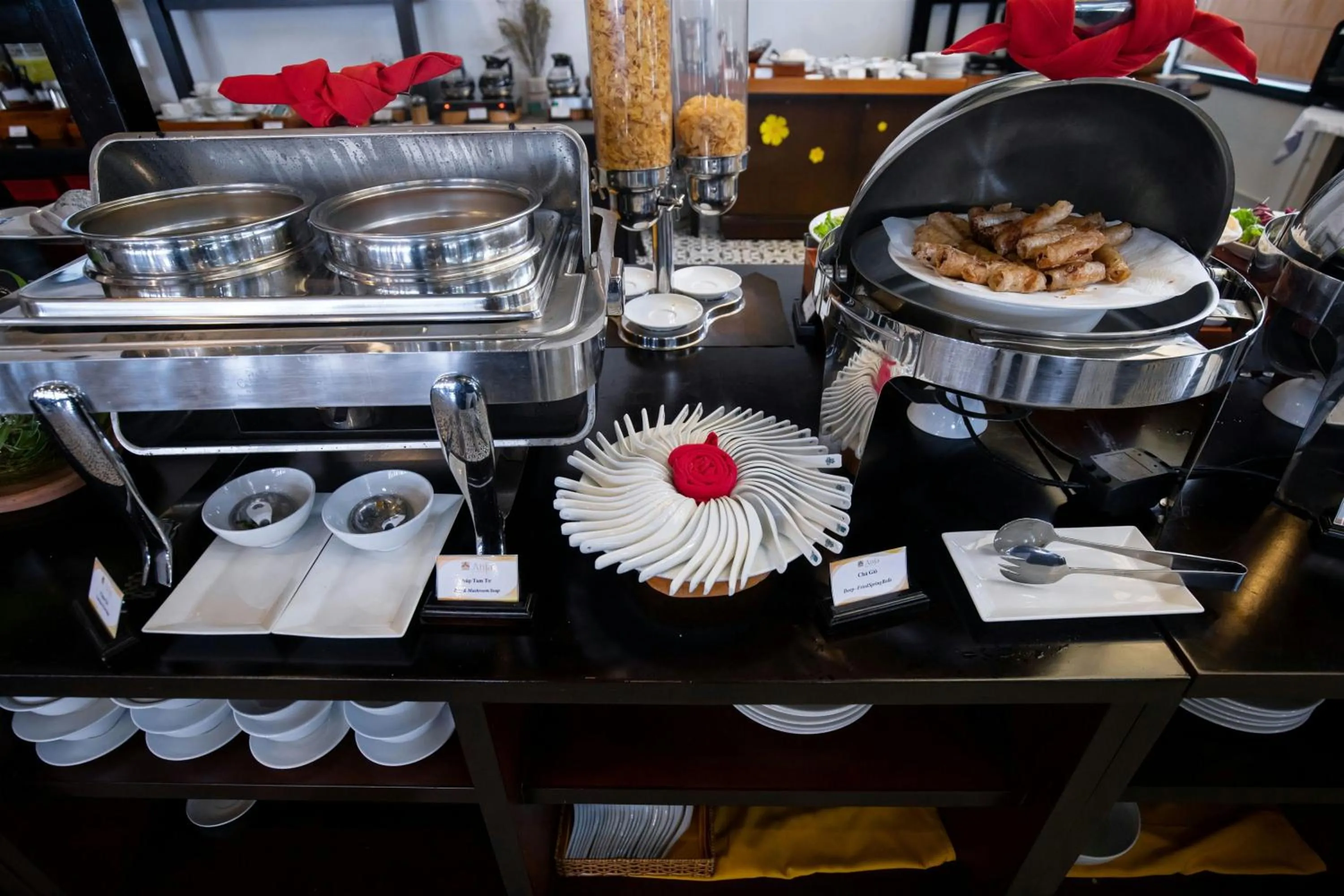 Food and drinks in Anja Beach Resort & Spa