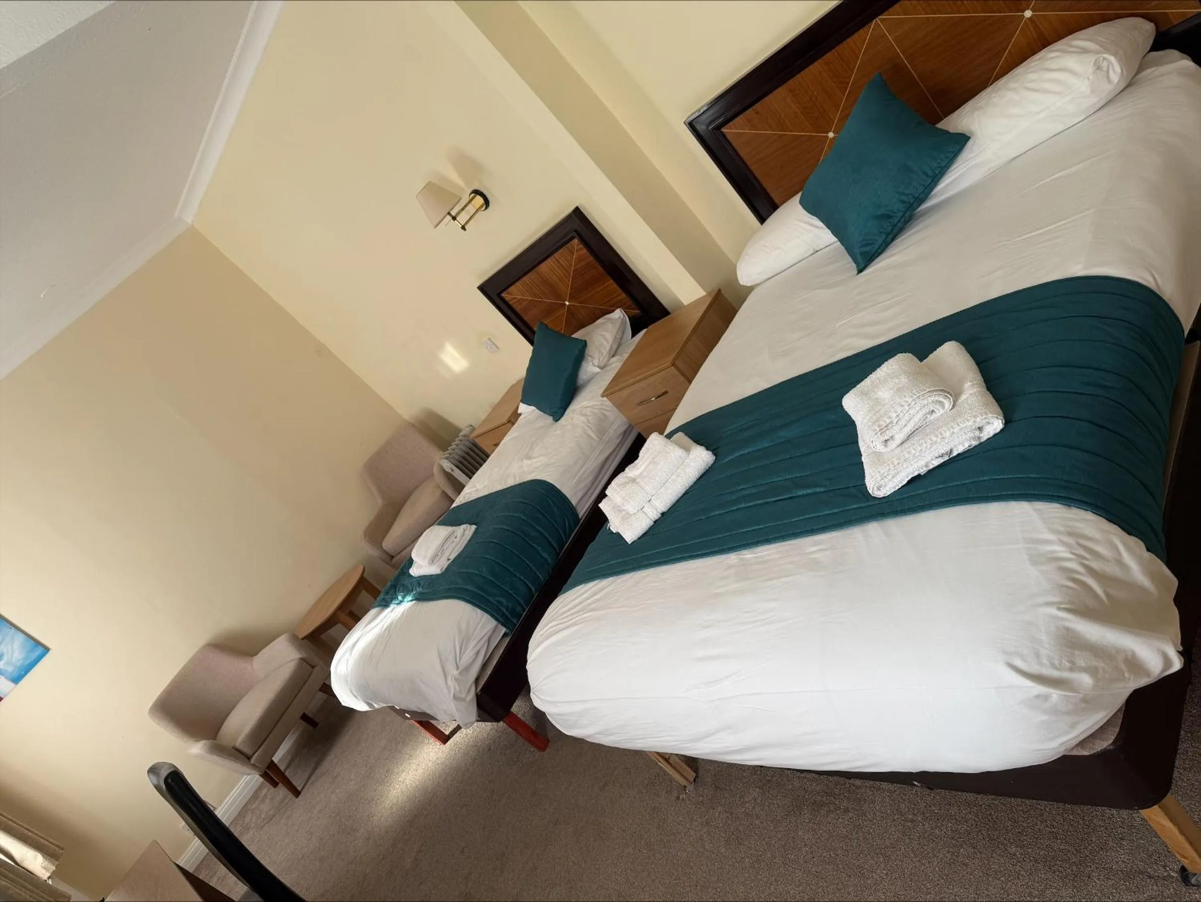 Bedroom, Bed in The Savoy Hotel