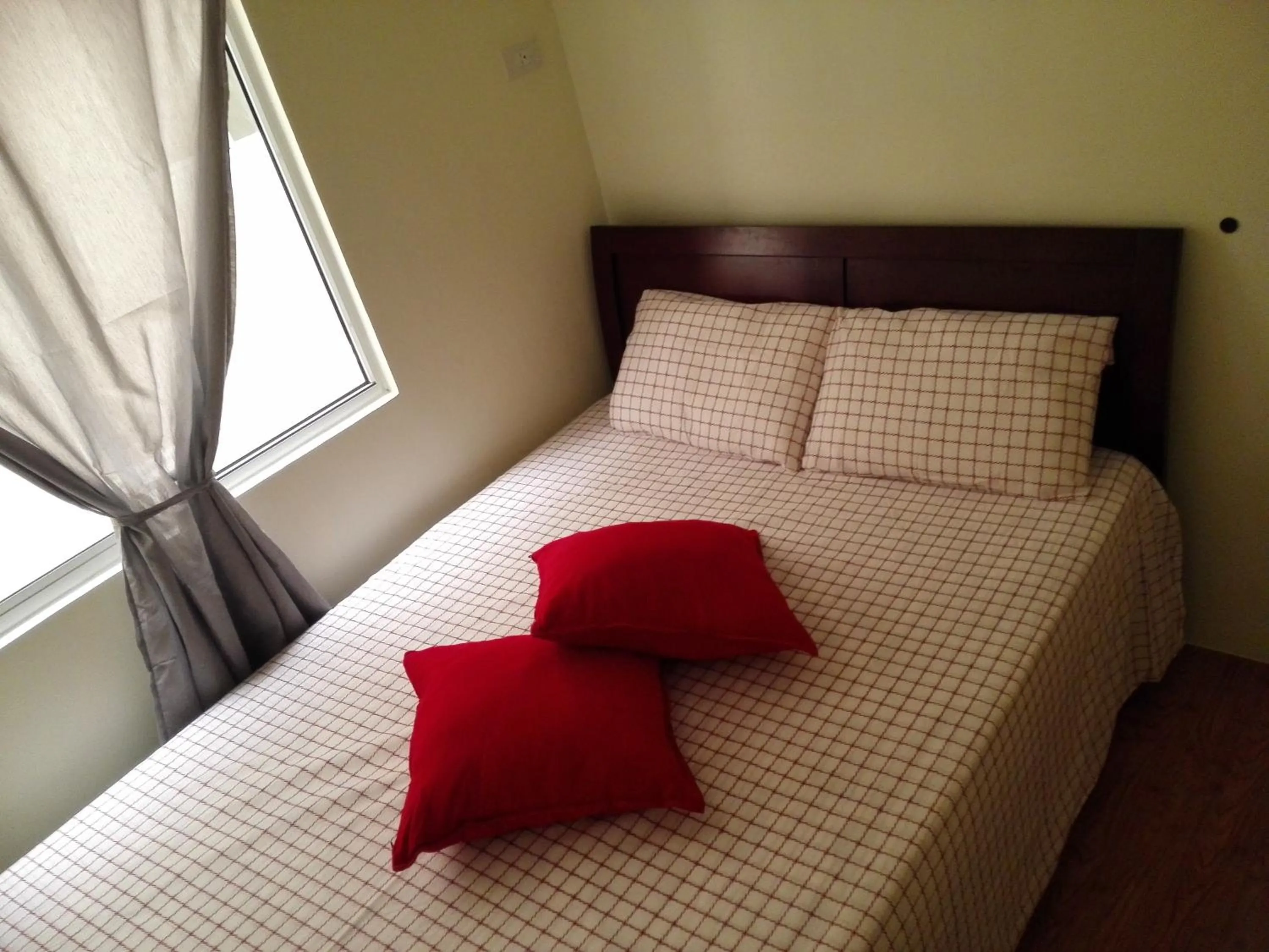 Bed in Sanremo Oasis Condominium