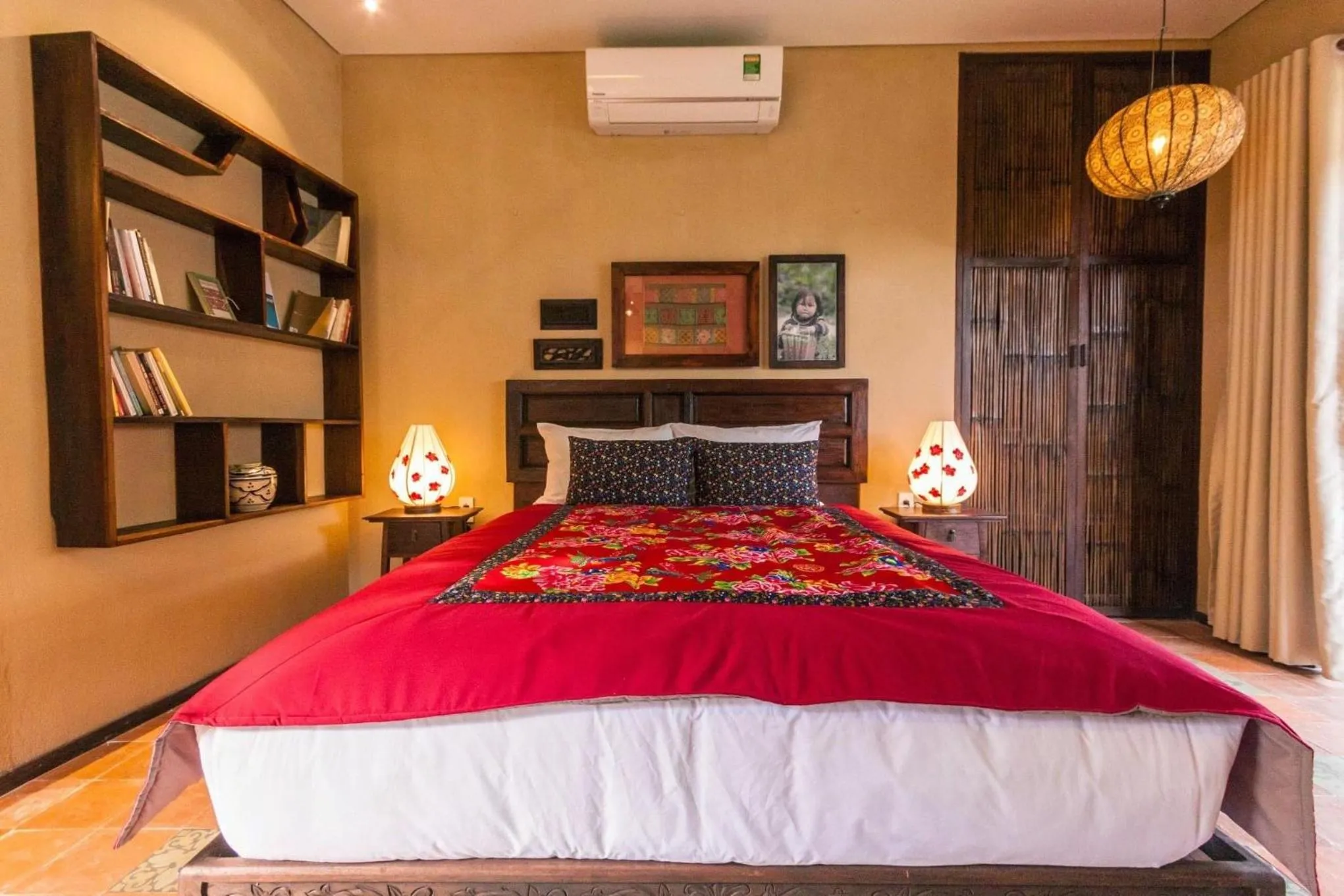 Bed in An Villa boutique resort