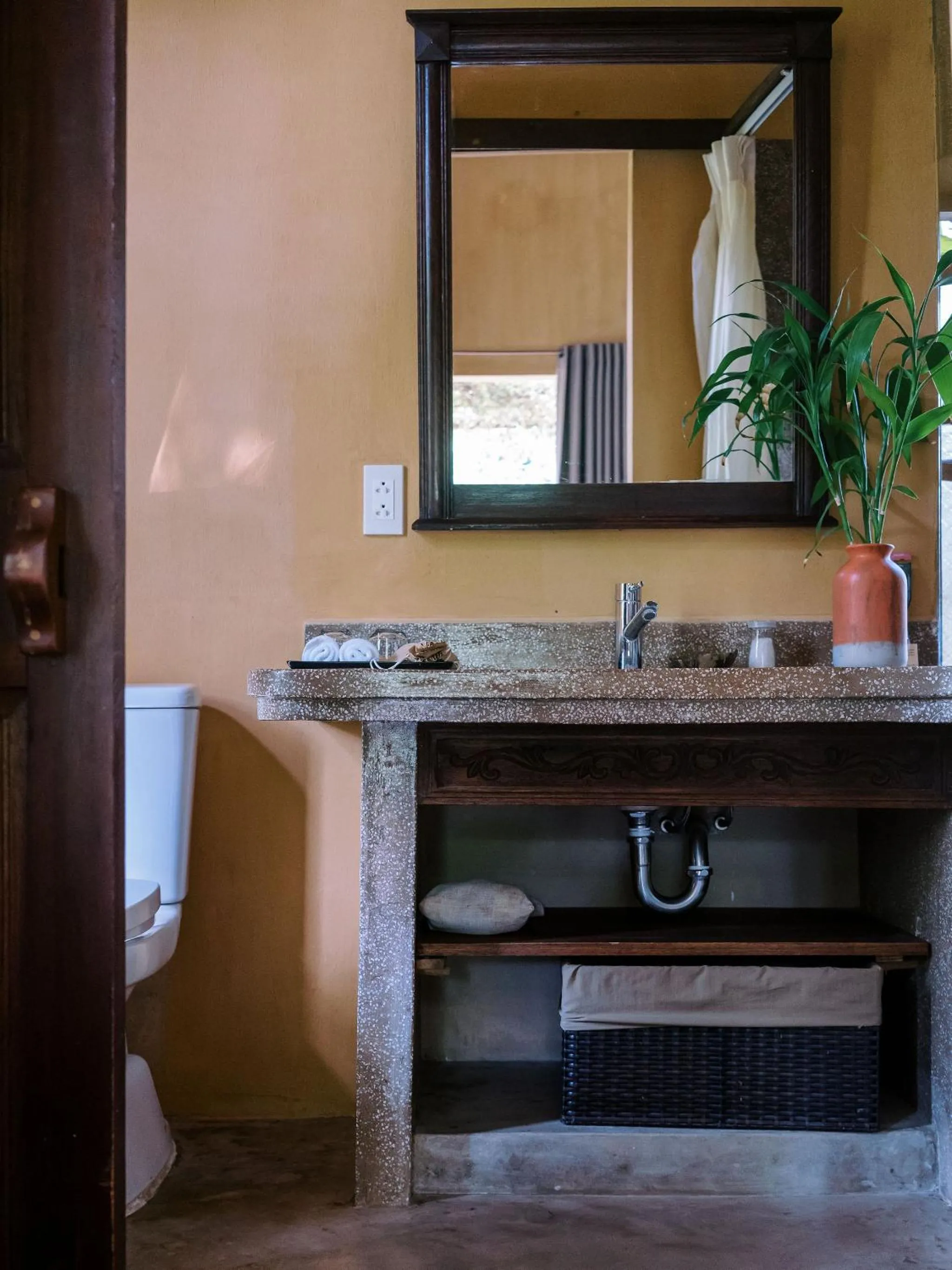 Toilet in An Villa boutique resort