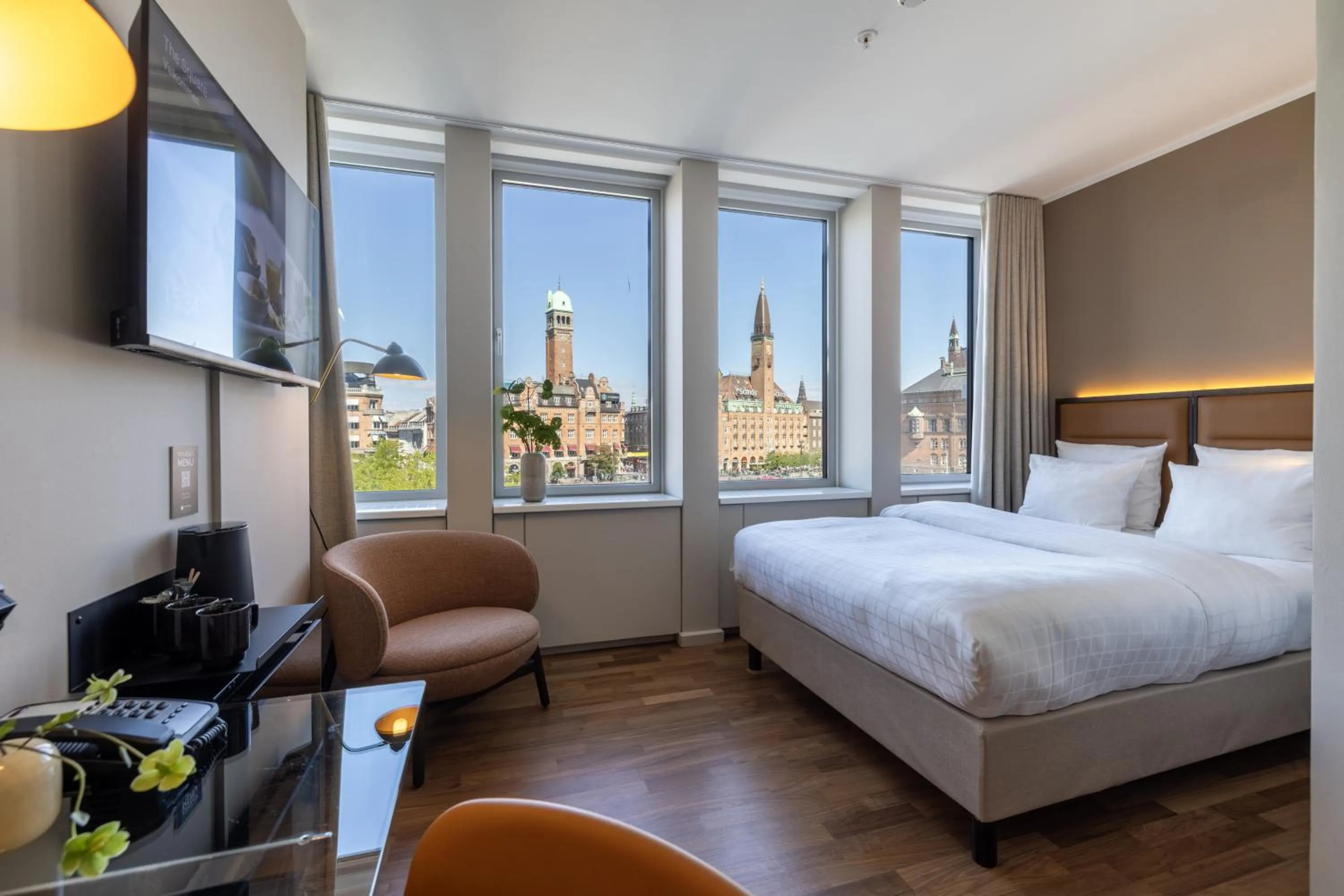 TV and multimedia, Bed in The Square