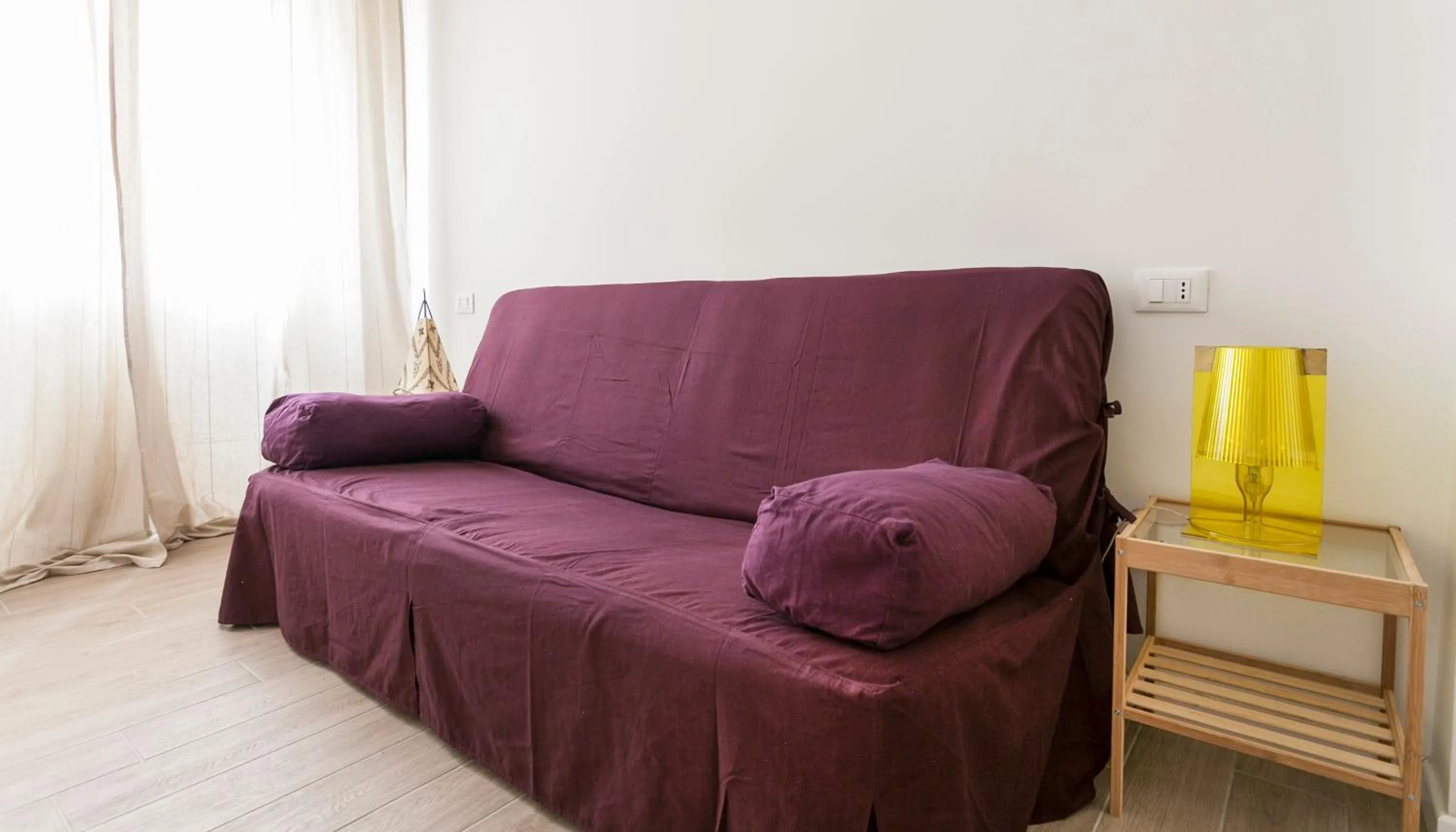 Living room in Italianway-Veniero 8