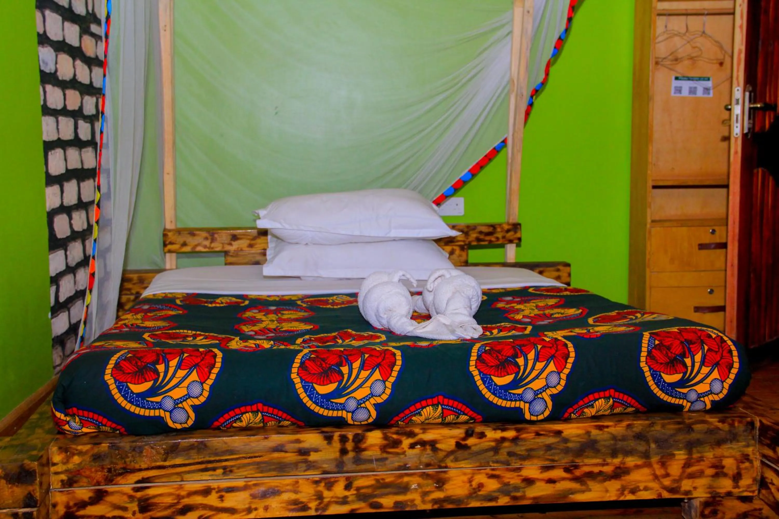 Bed in Elite Backpackers Services