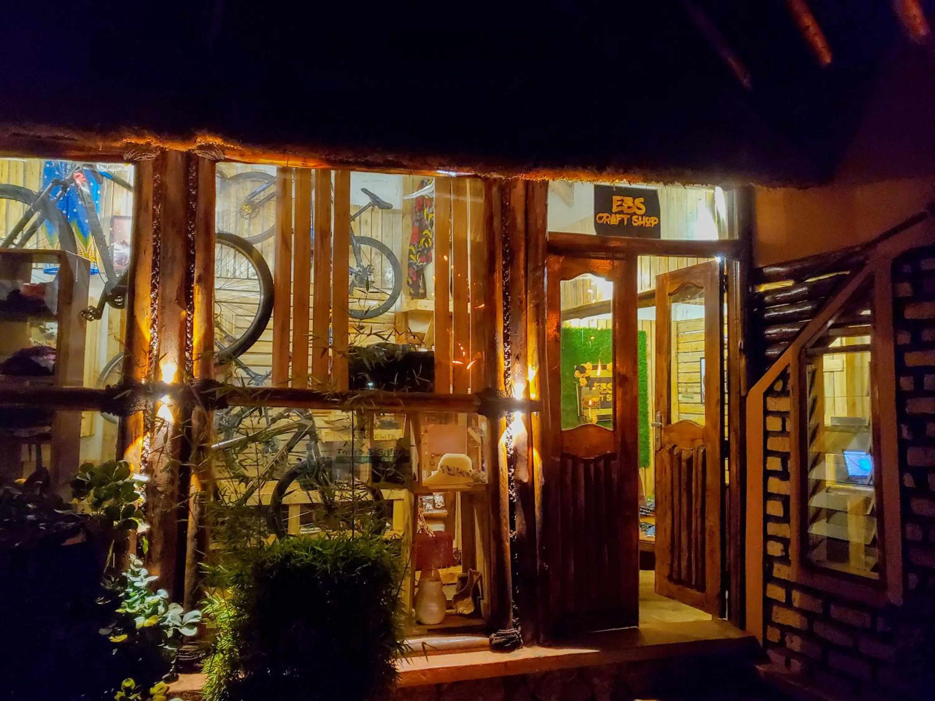 Elite Backpackers Services