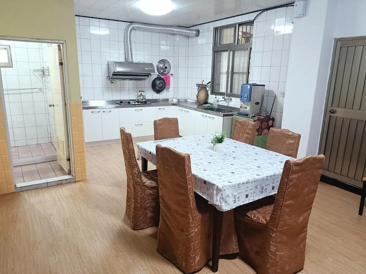 Kitchen or kitchenette in Bokelai B&B