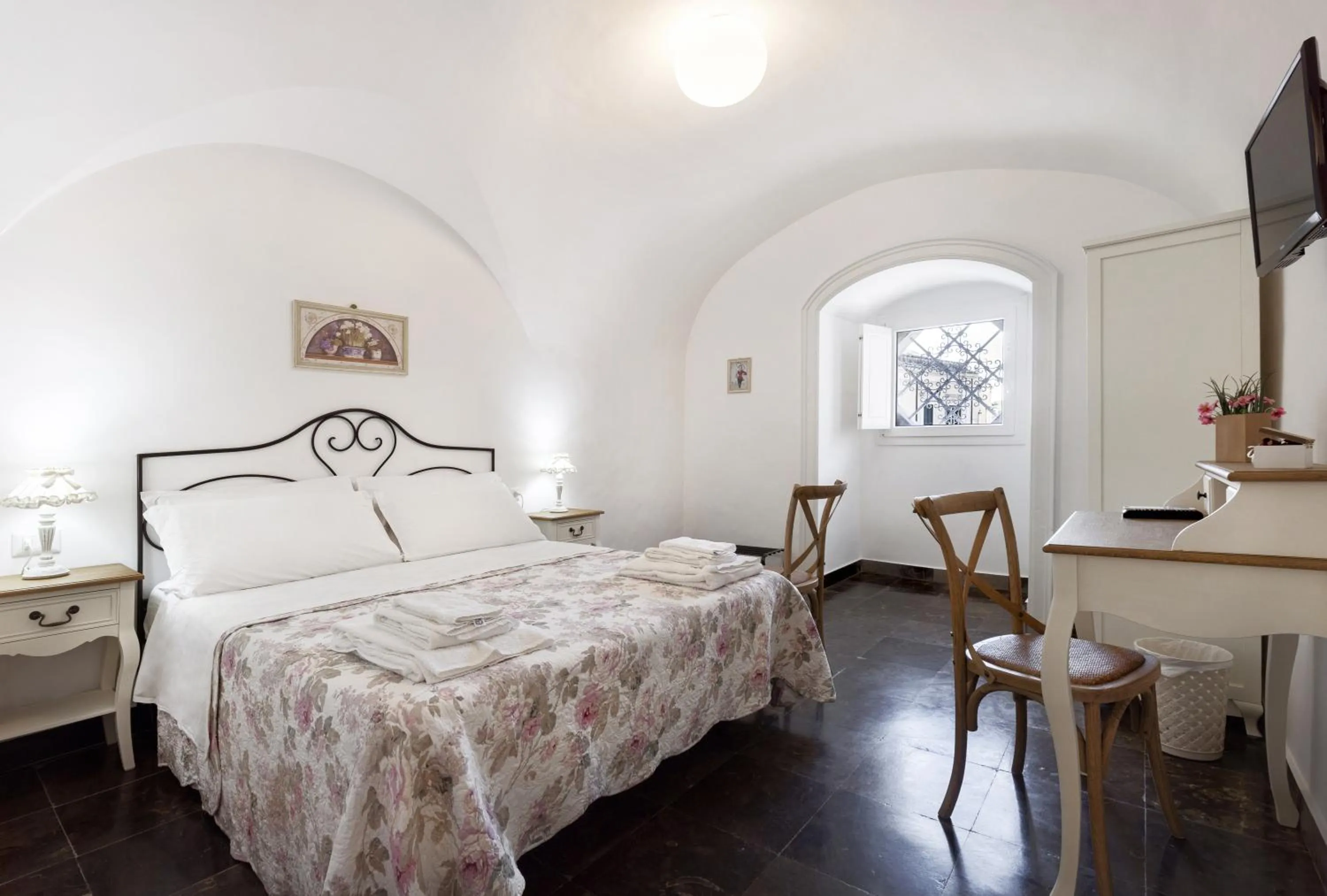 Bed in Il Quartino Di Palazzo Maggiore