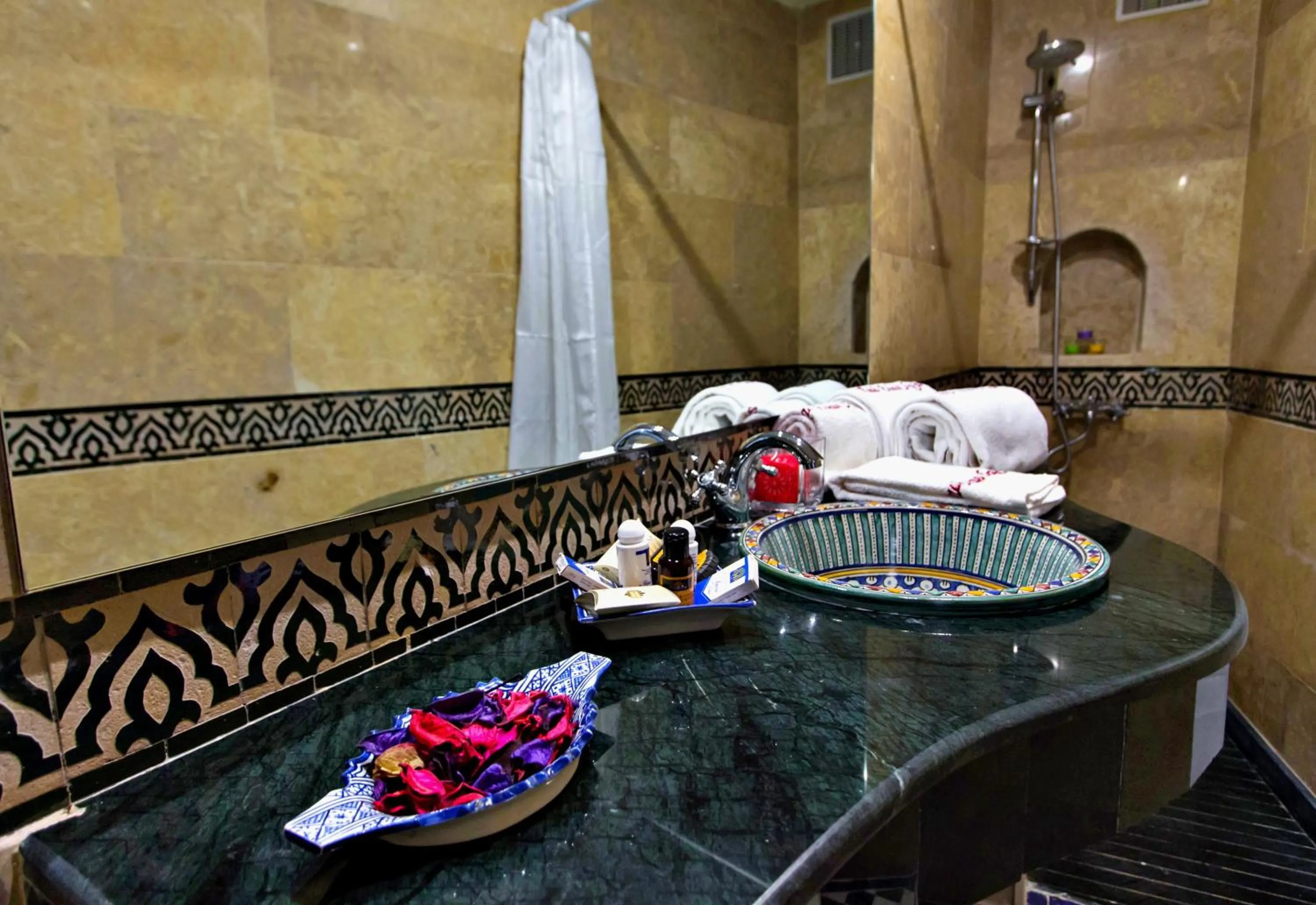 Bathroom in Riad Marjana suites & Spa