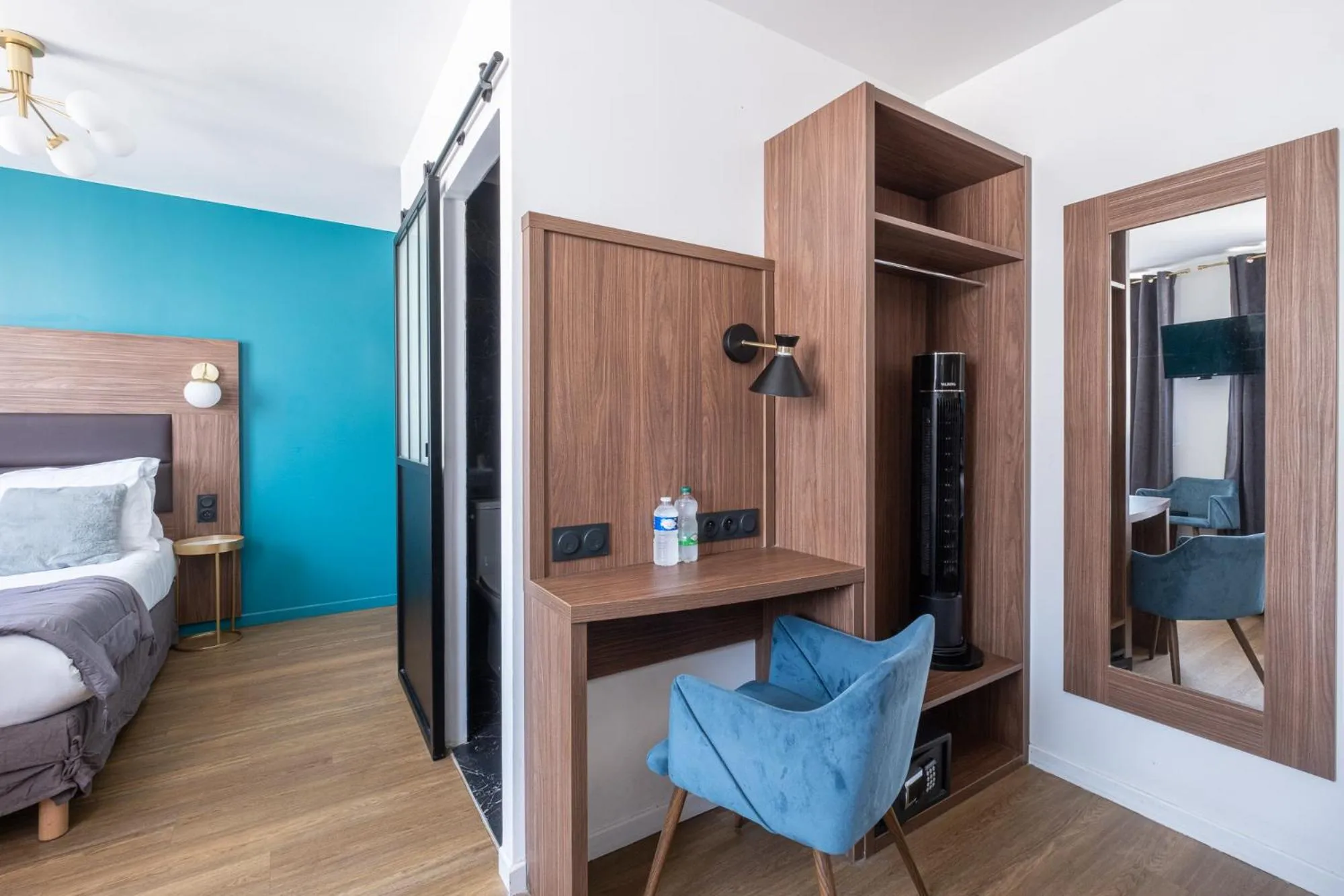 Bed in The Originals Boutique, Hôtel Le Marignan,Le Havre Centre Gare