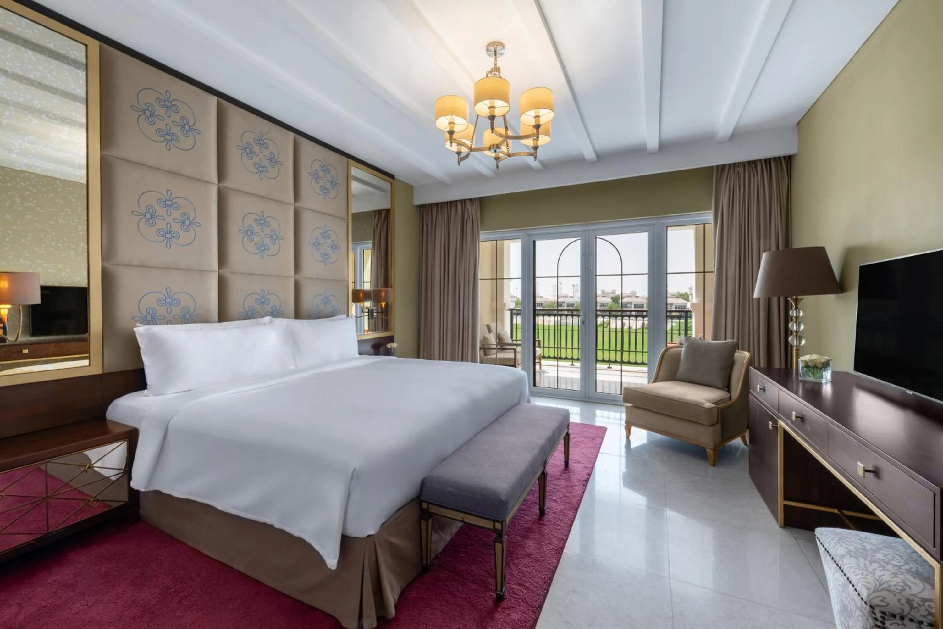 Bed in Al Habtoor Polo Resort