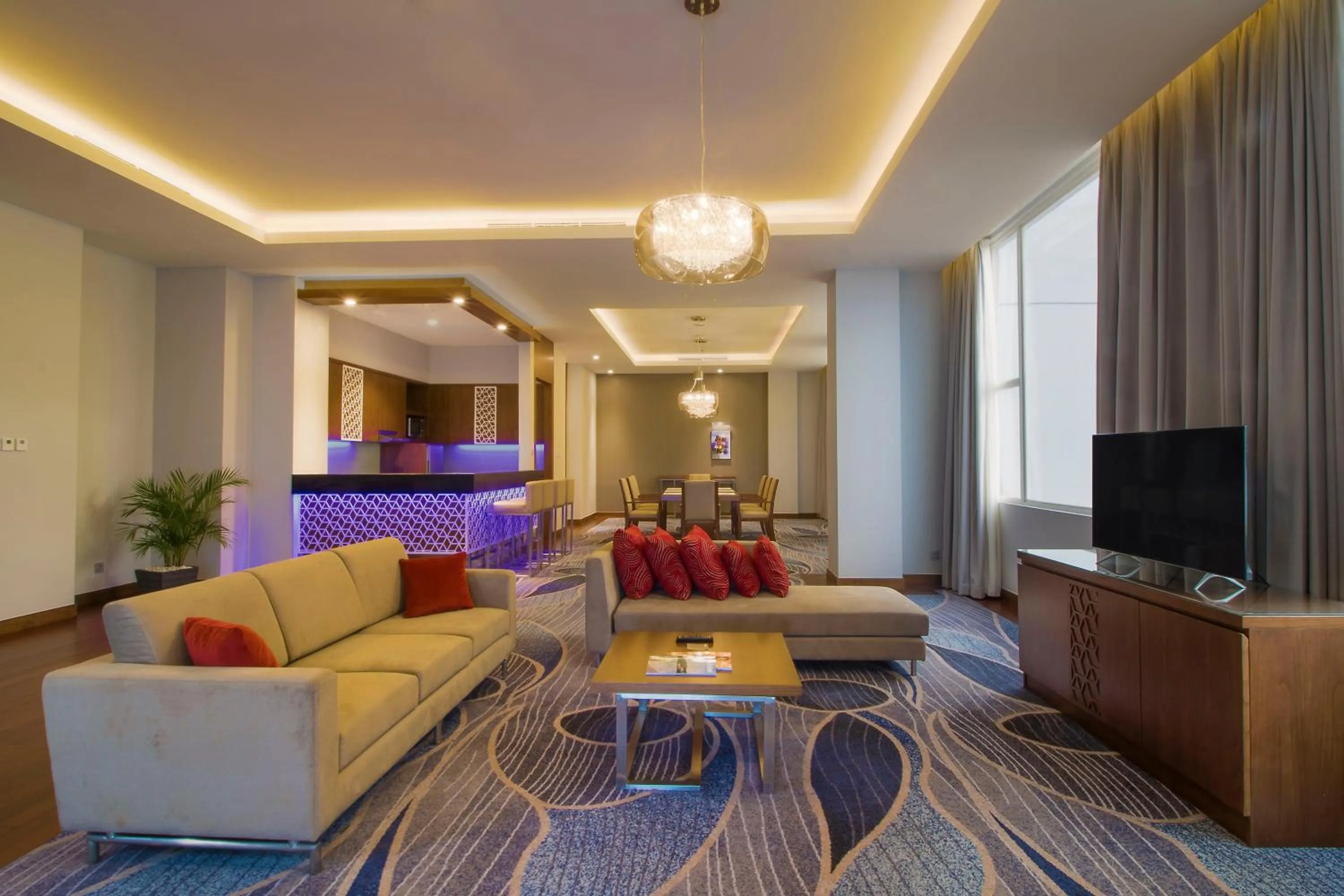 TV and multimedia in Four Points by Sheraton Manado