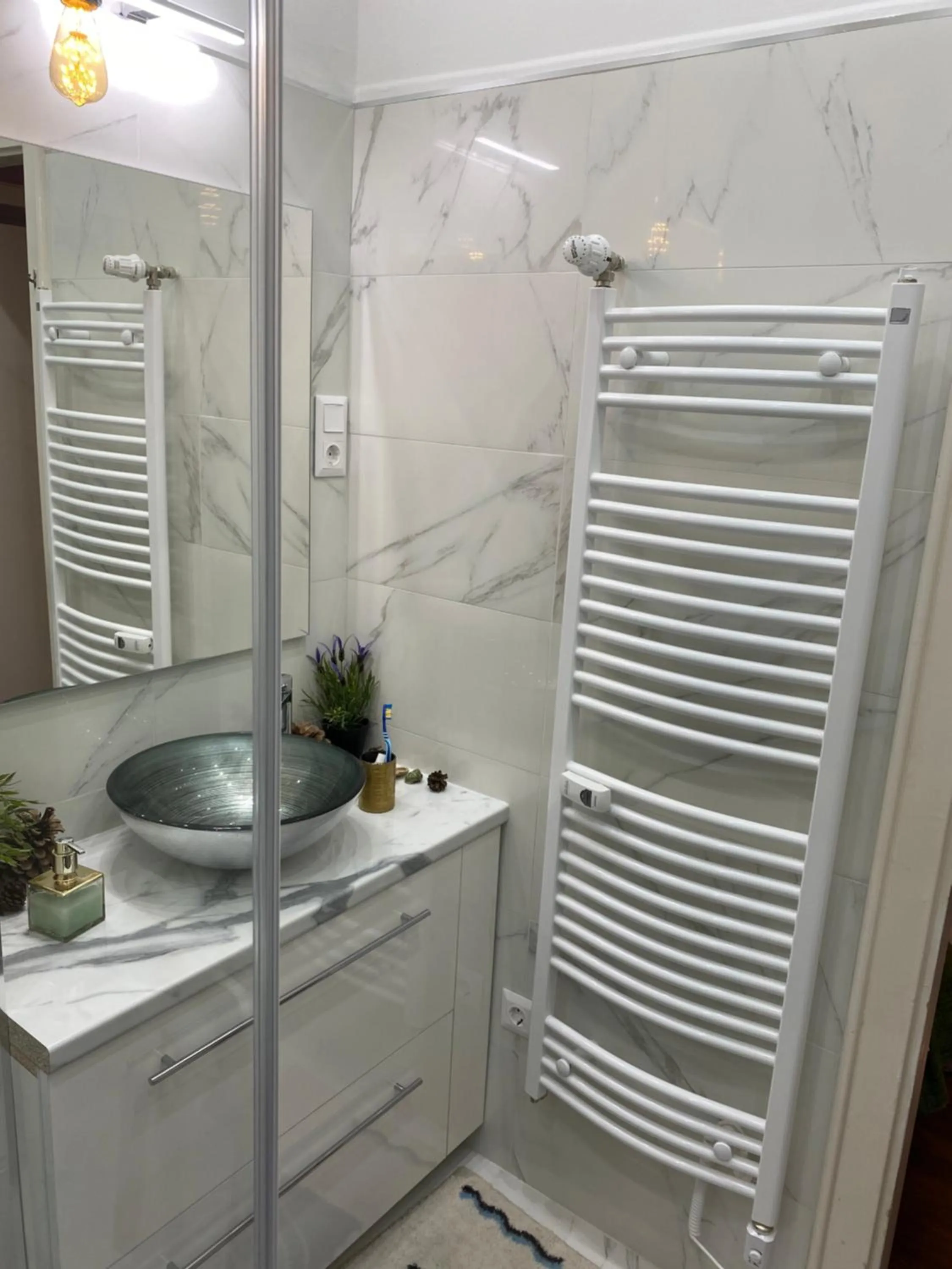 Lonyay Street Apartment