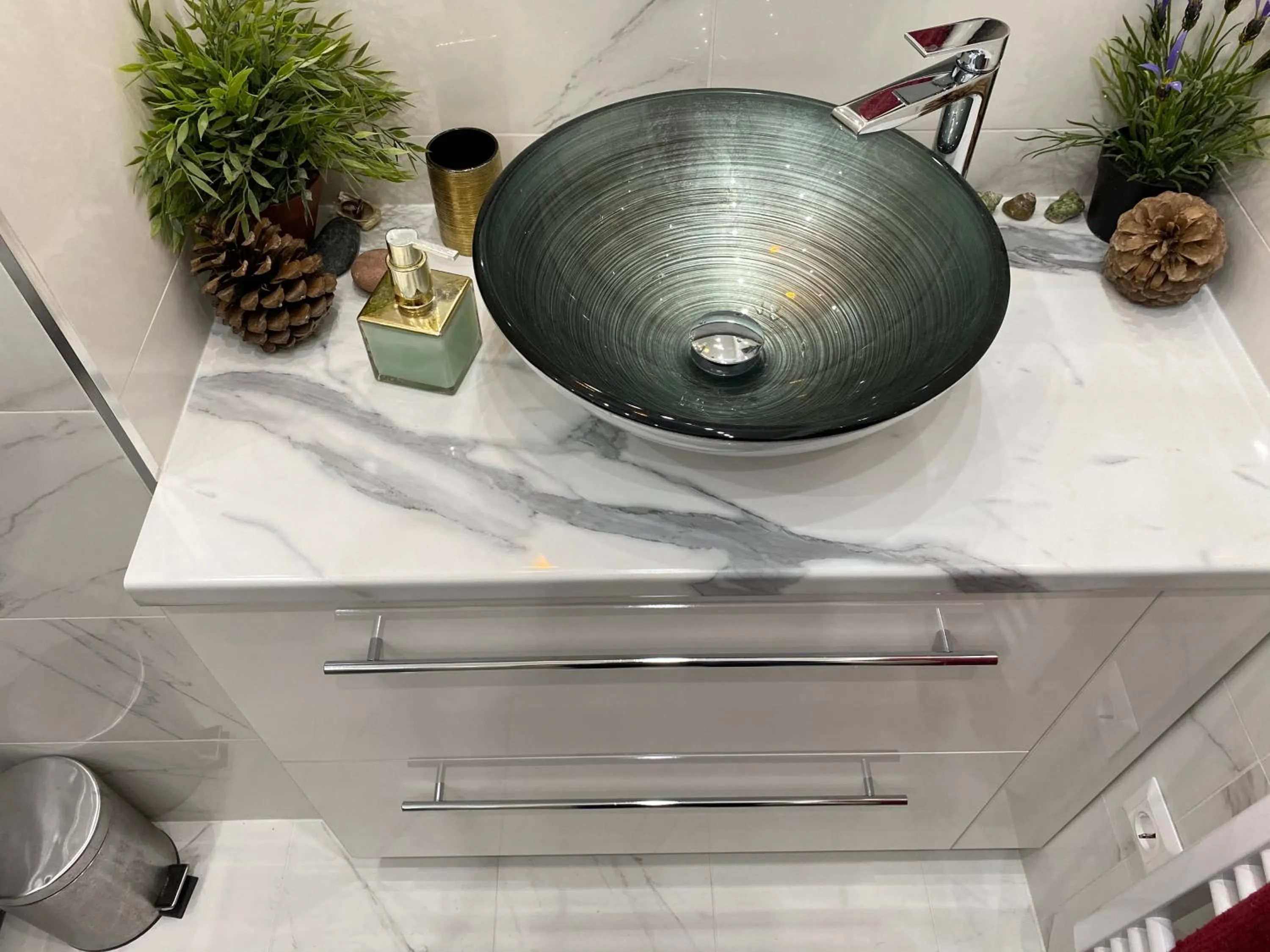 Lonyay Street Apartment