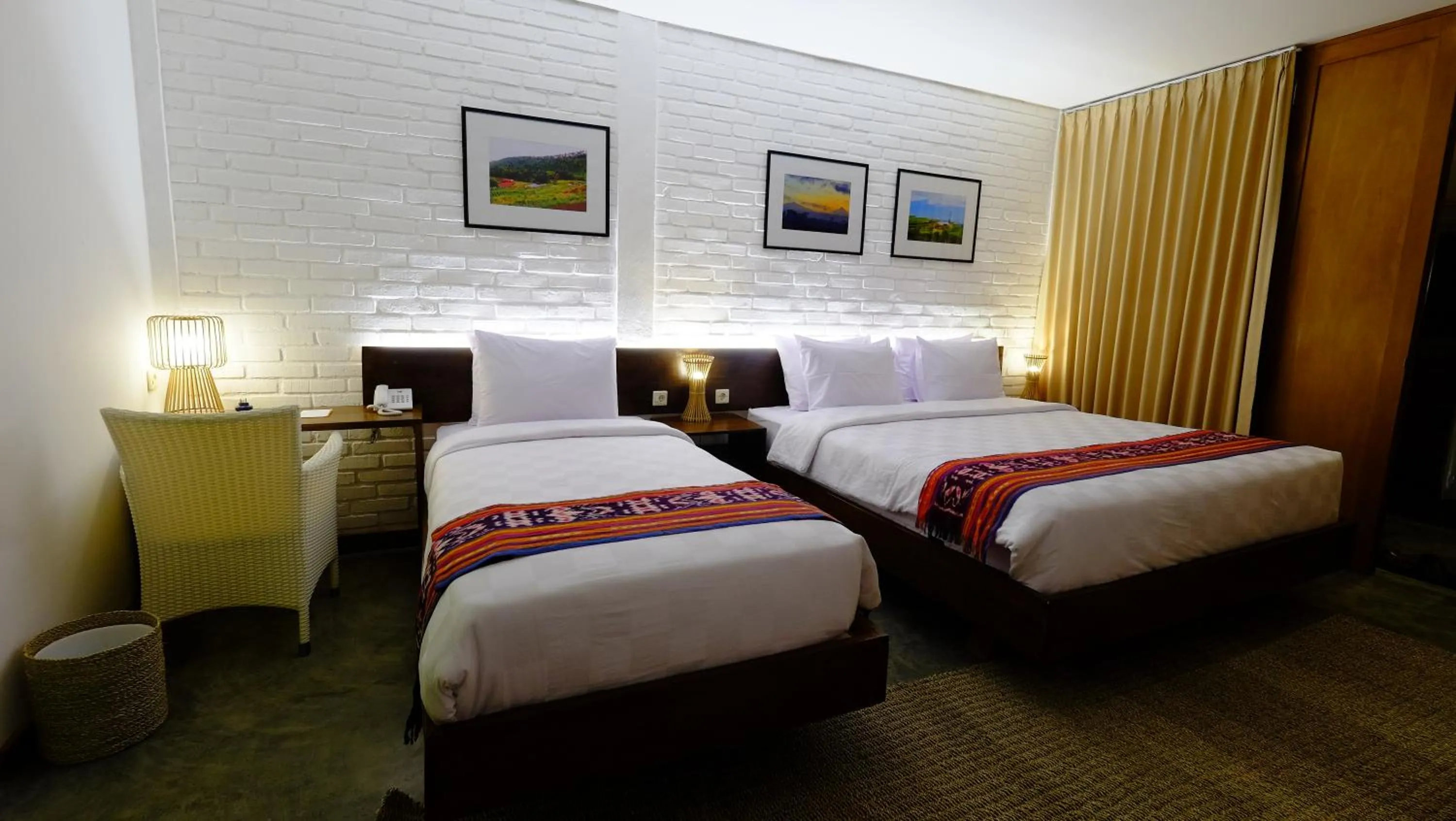 Bed in Shankara Borobudur