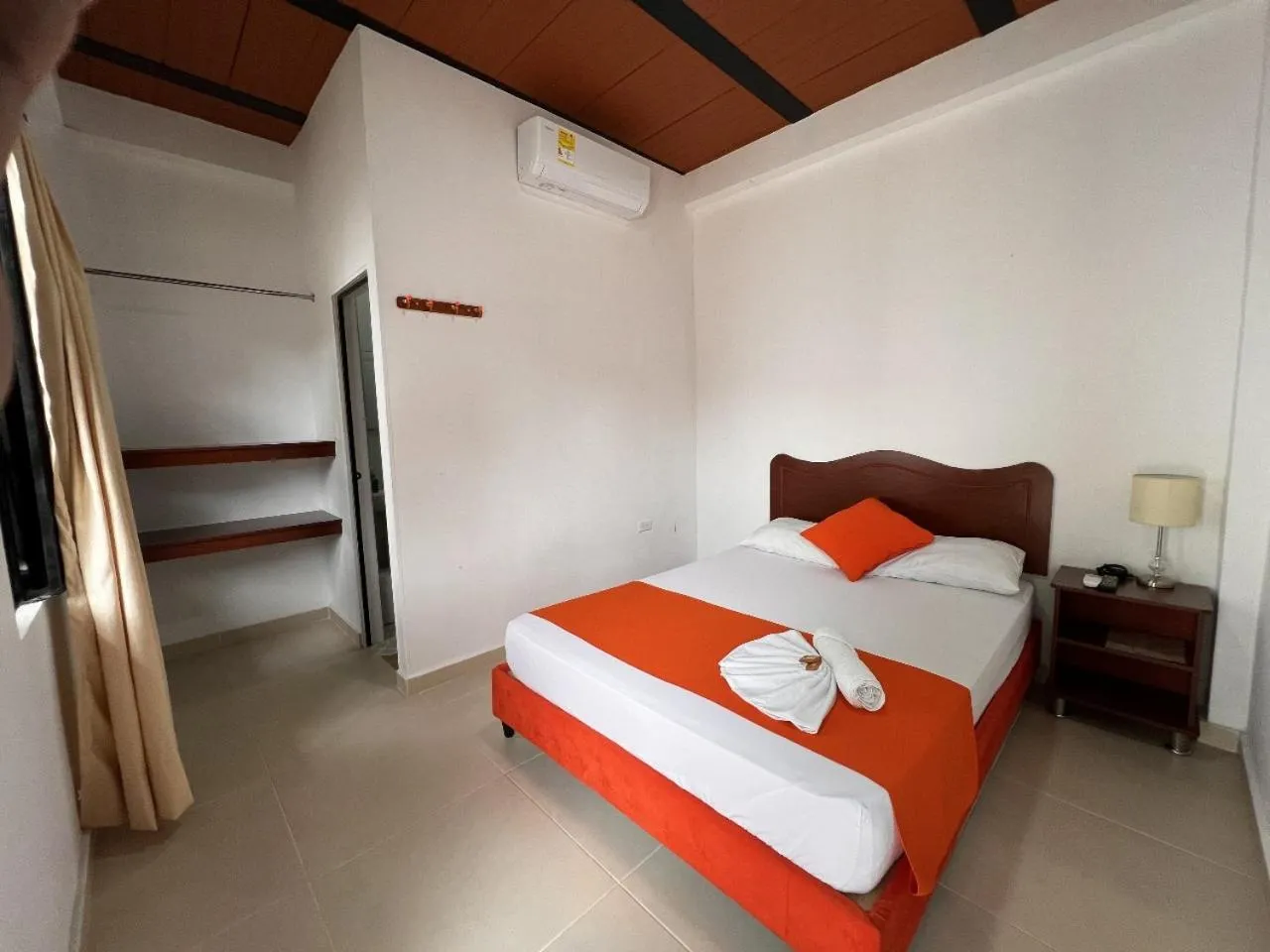 Bed in Hotel Colonial Villavieja