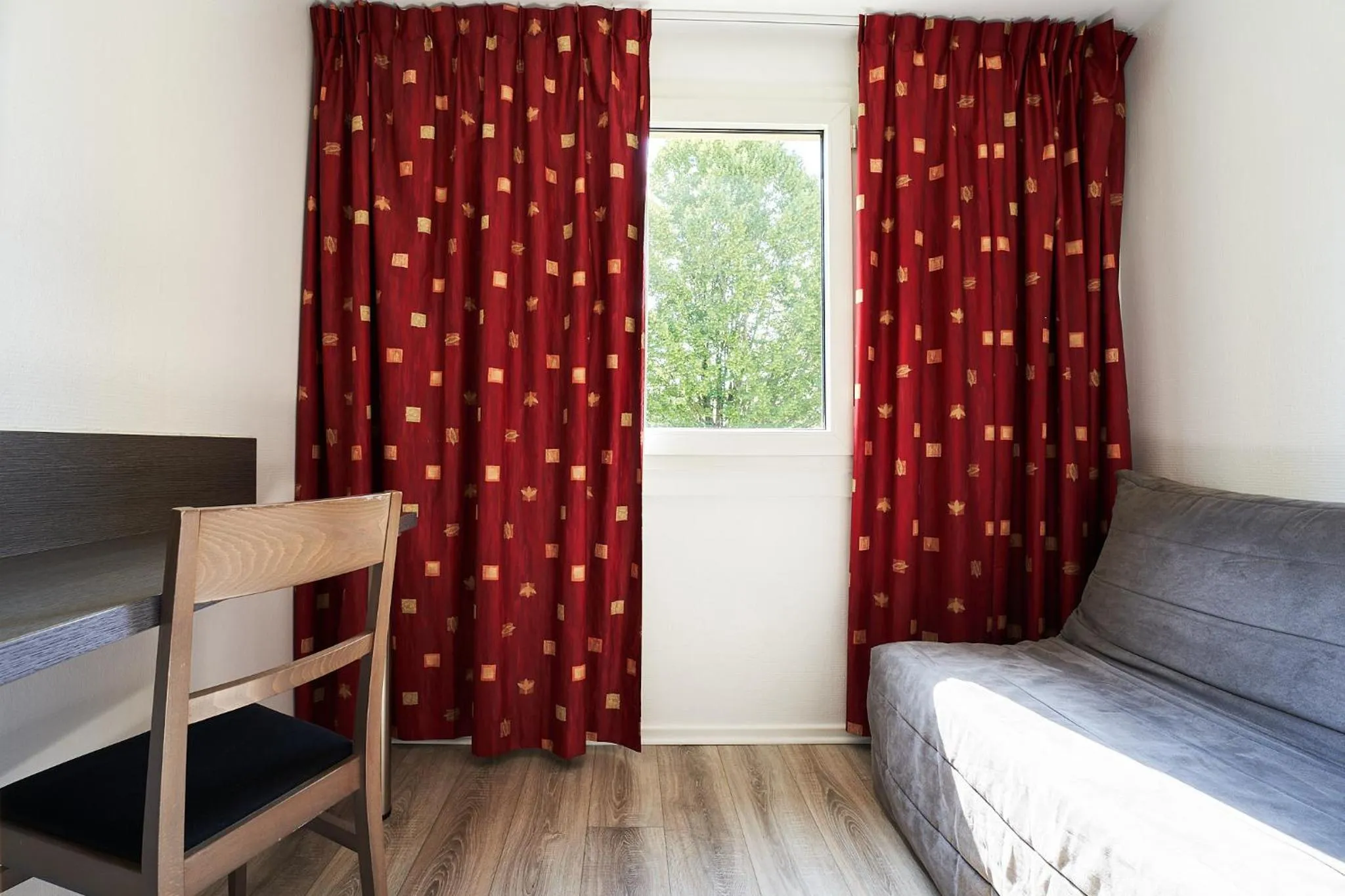 Seating area, Bed in Authentic by balladins Dijon / Marsannay-la-Côte