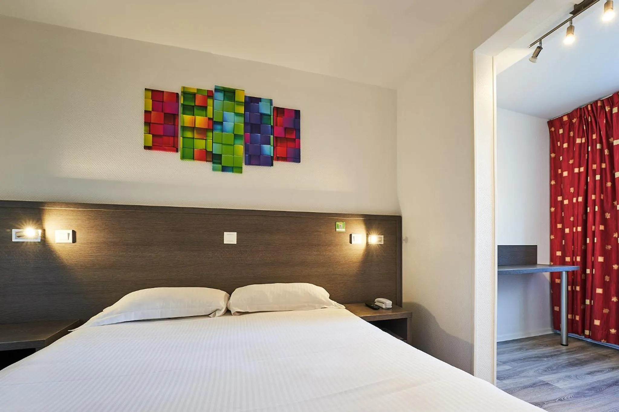 Bedroom, Bed in Authentic by balladins Dijon / Marsannay-la-Côte