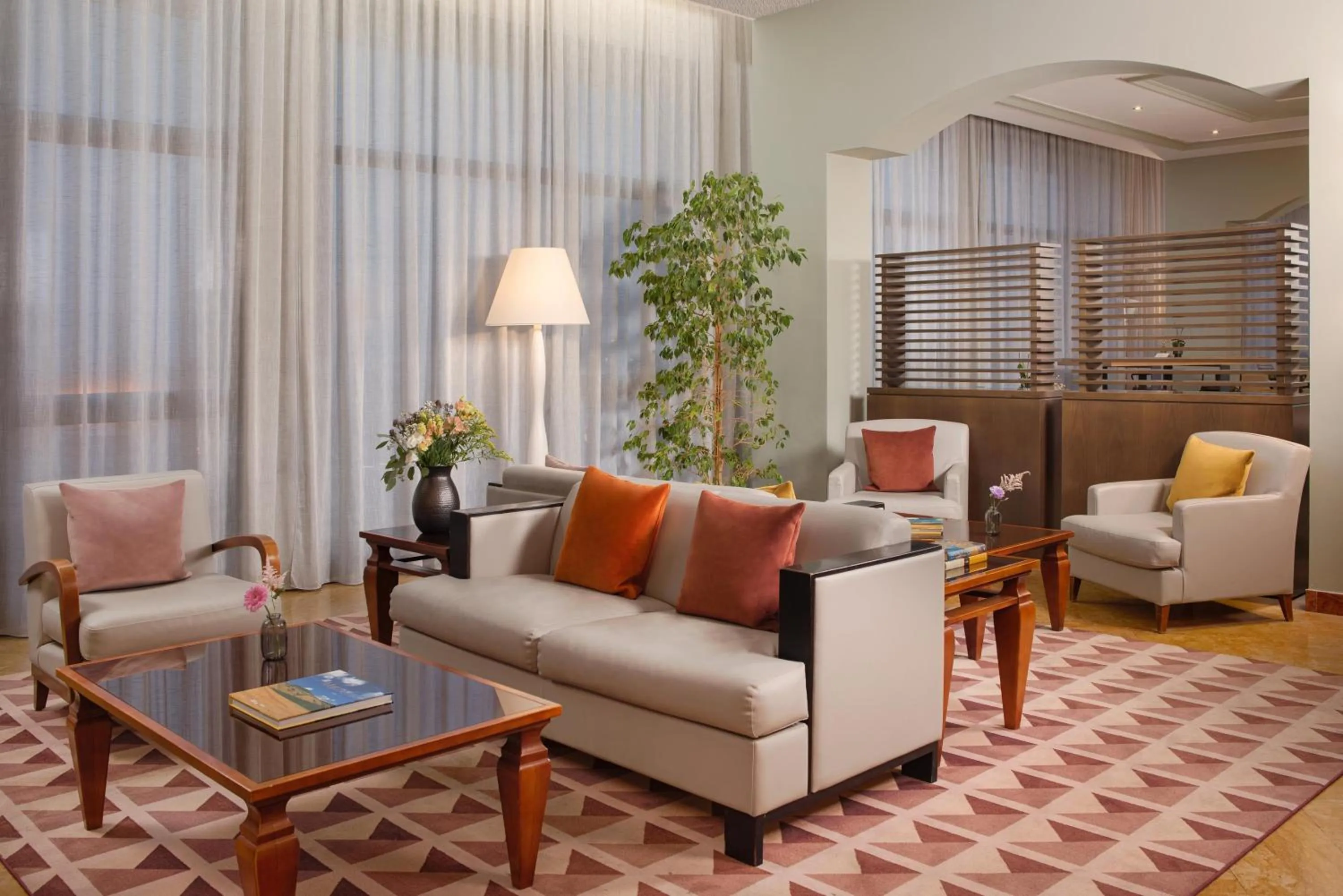 Lobby or reception in NH Ancona