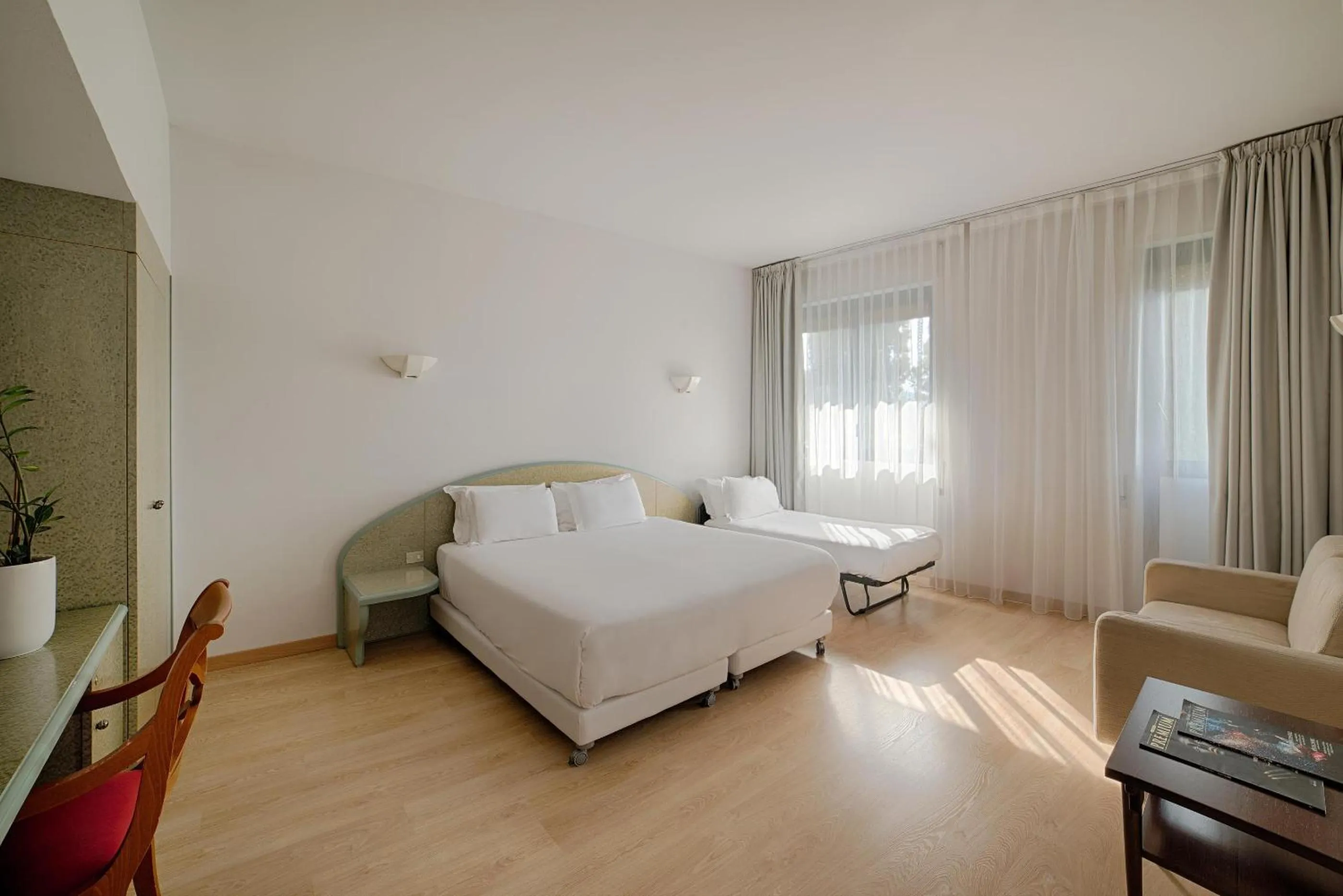 Bedroom, Bed in NH Ancona