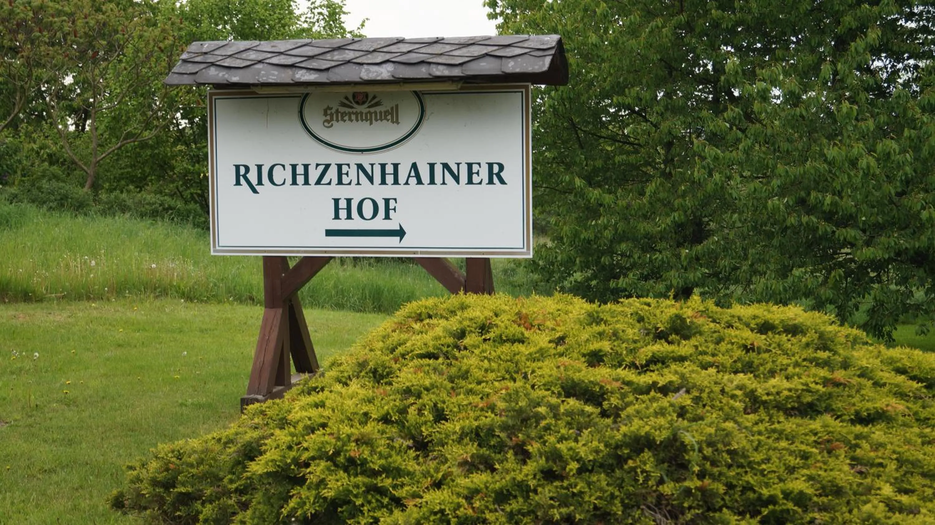 Property logo or sign in Richzenhainer-Hof