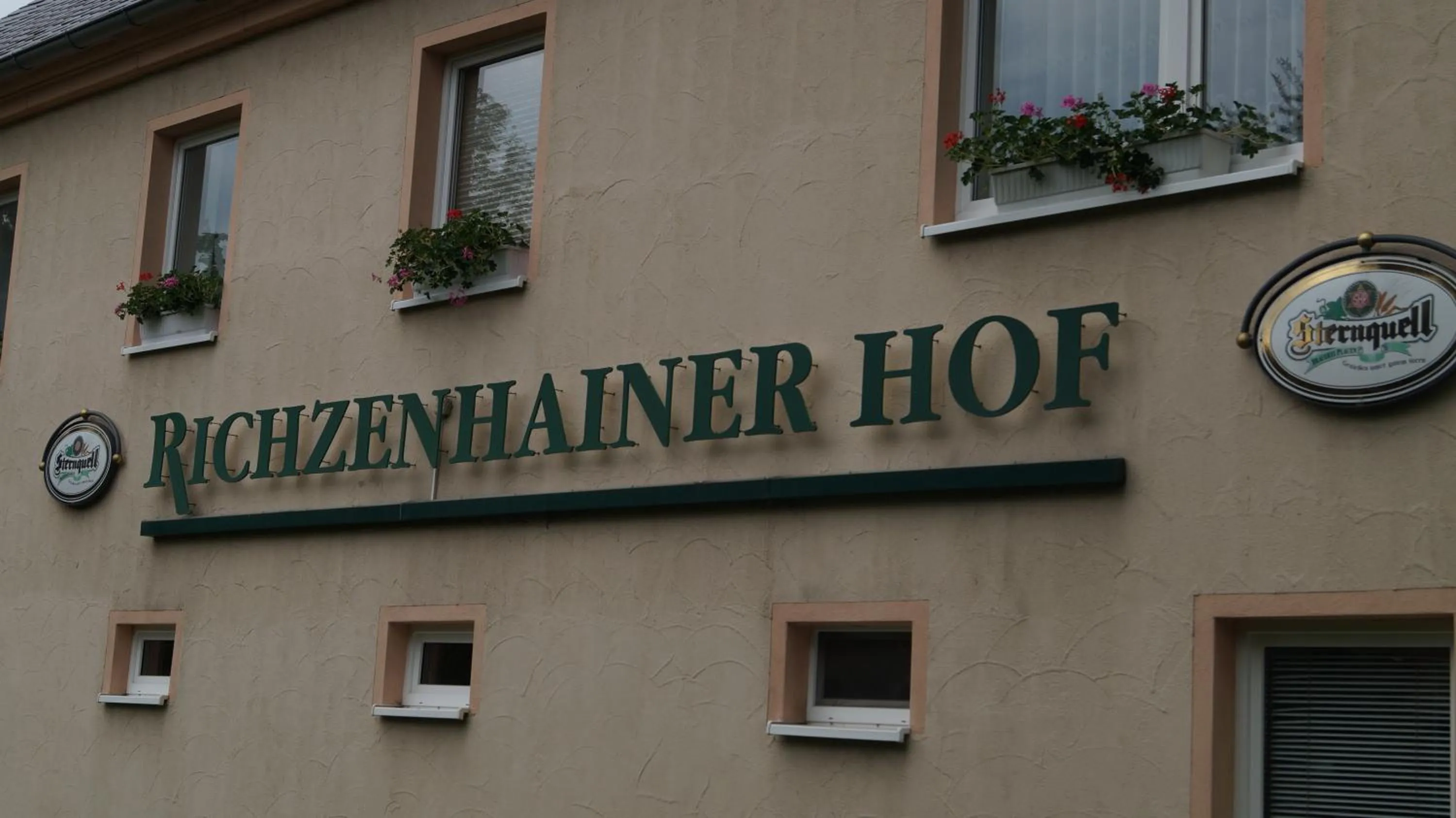 Property logo or sign in Richzenhainer-Hof