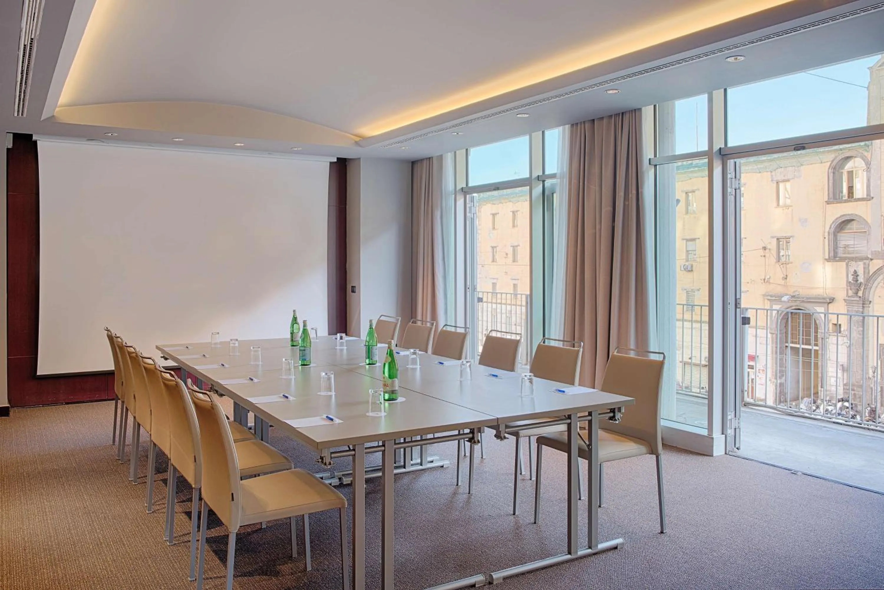 Meeting/conference room in NH Napoli Panorama