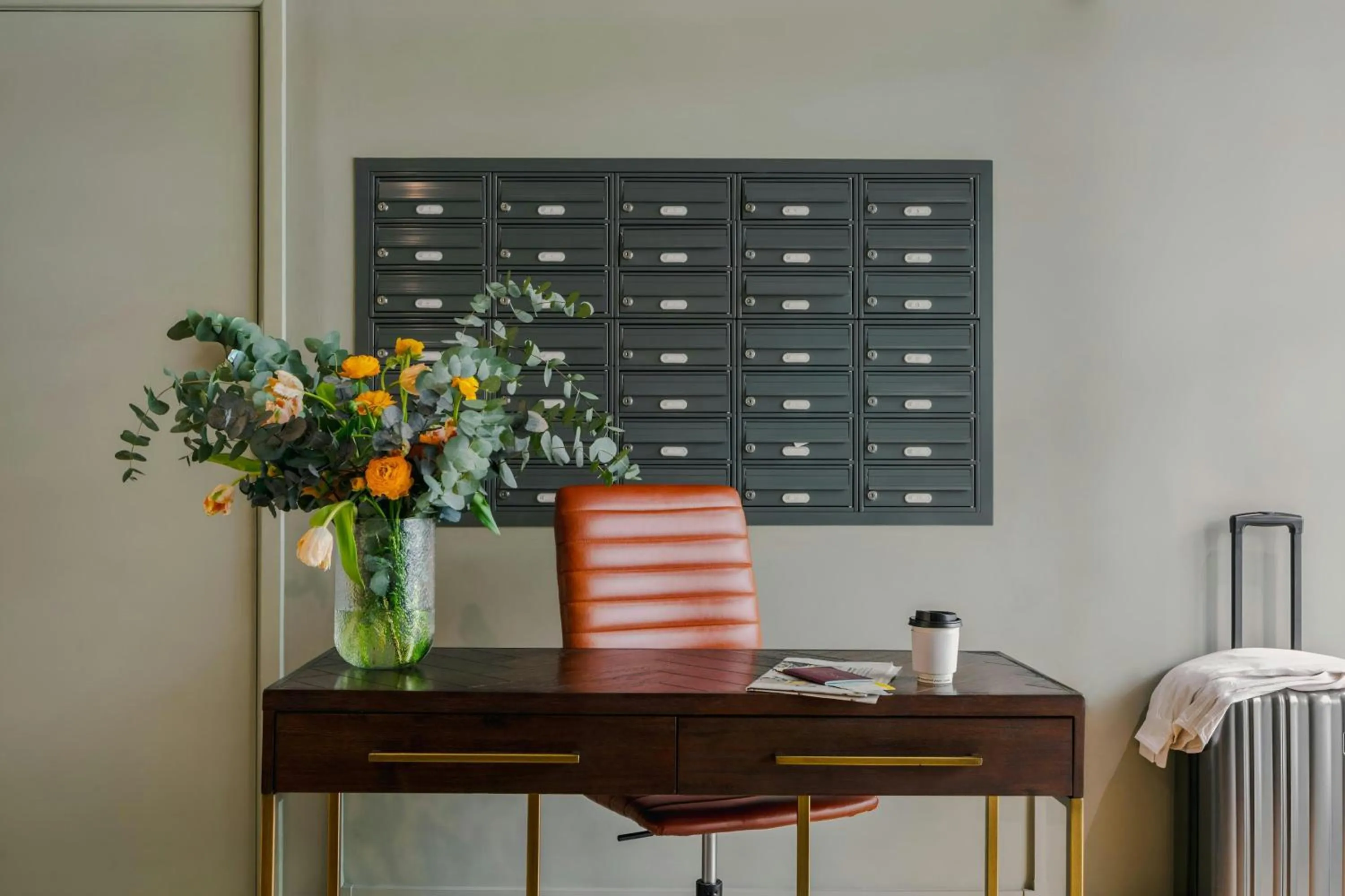 Lobby or reception in Sonder by Marriott Bonvoy The Bard Apartments Fitzrovia