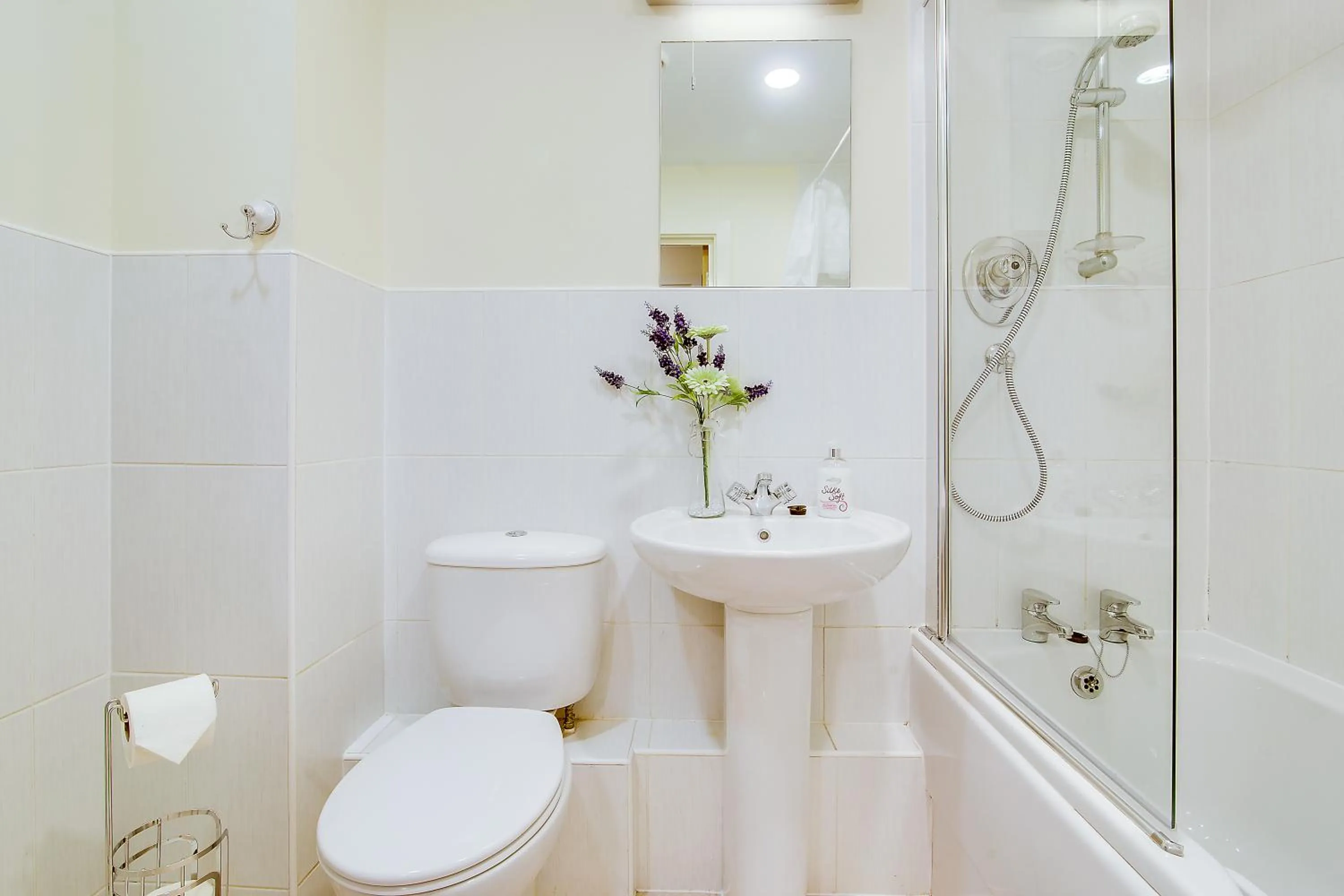 Mica Point City Centre Apartment