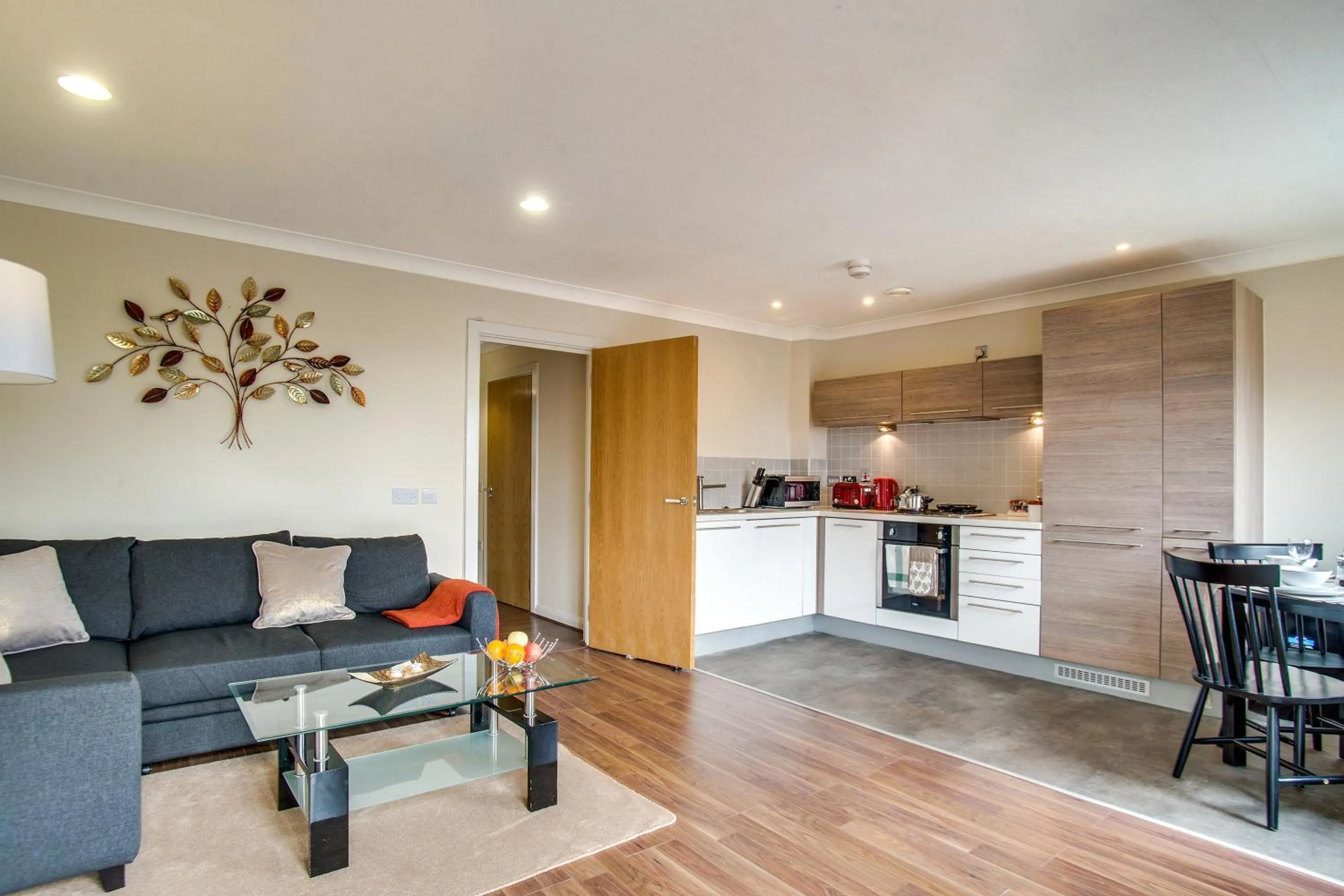 Communal lounge/ TV room in Mica Point City Centre Apartment