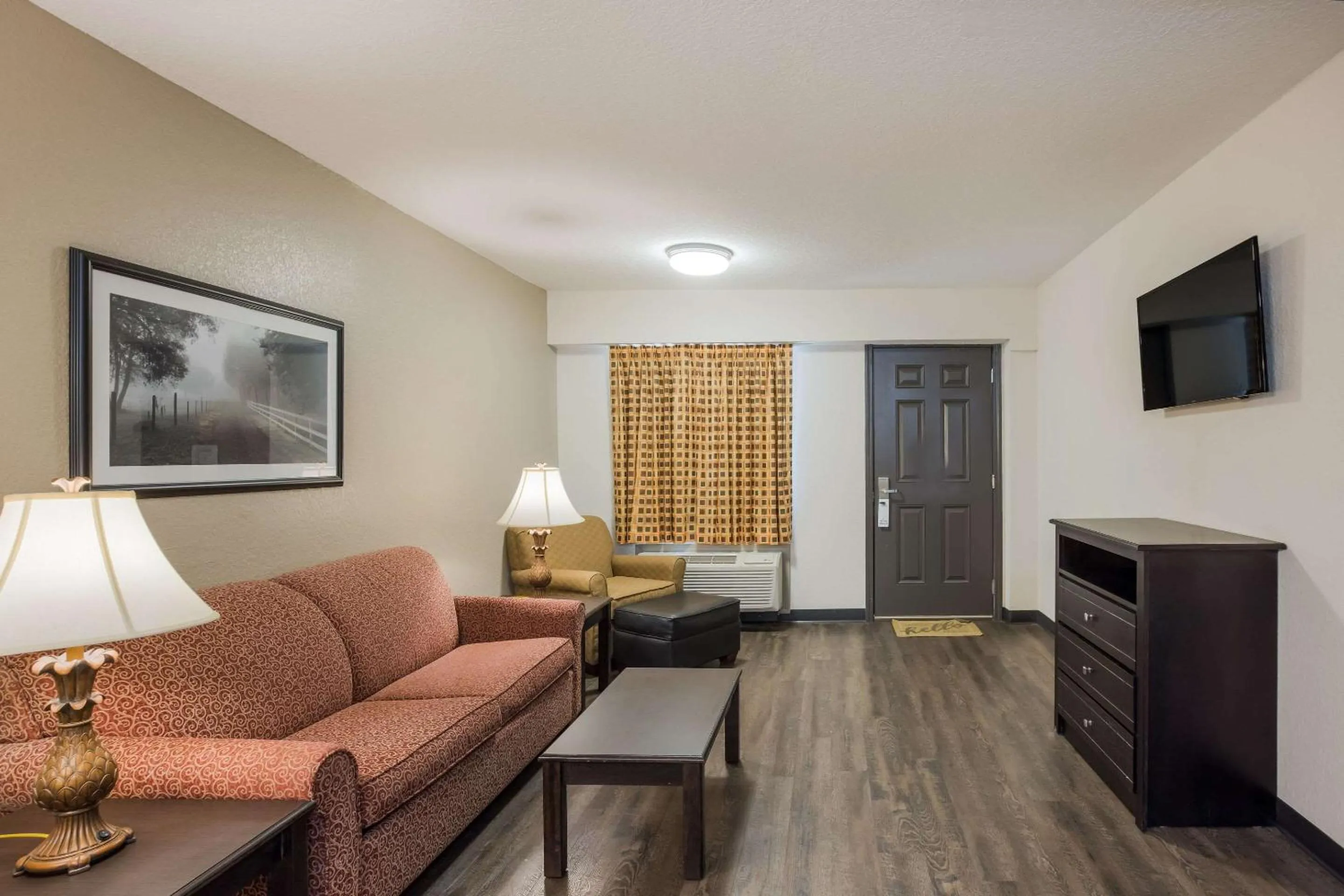 Bedroom in Econo Lodge Vidalia