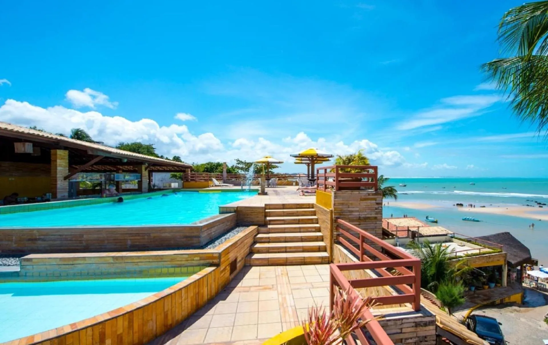 Pool view in Pipa's Bay Flats