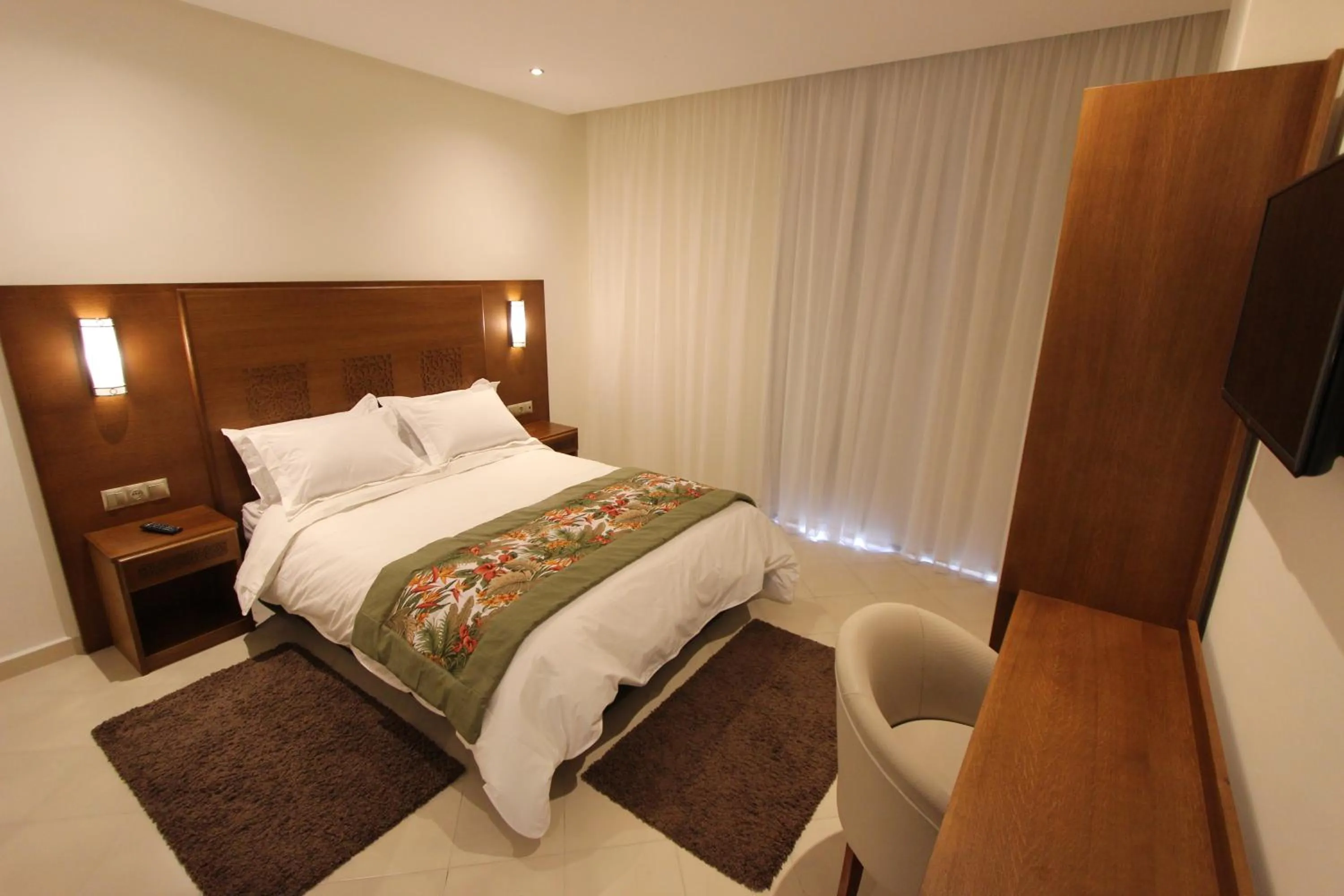 Photo of the whole room, Bed in Hotel El Djenina