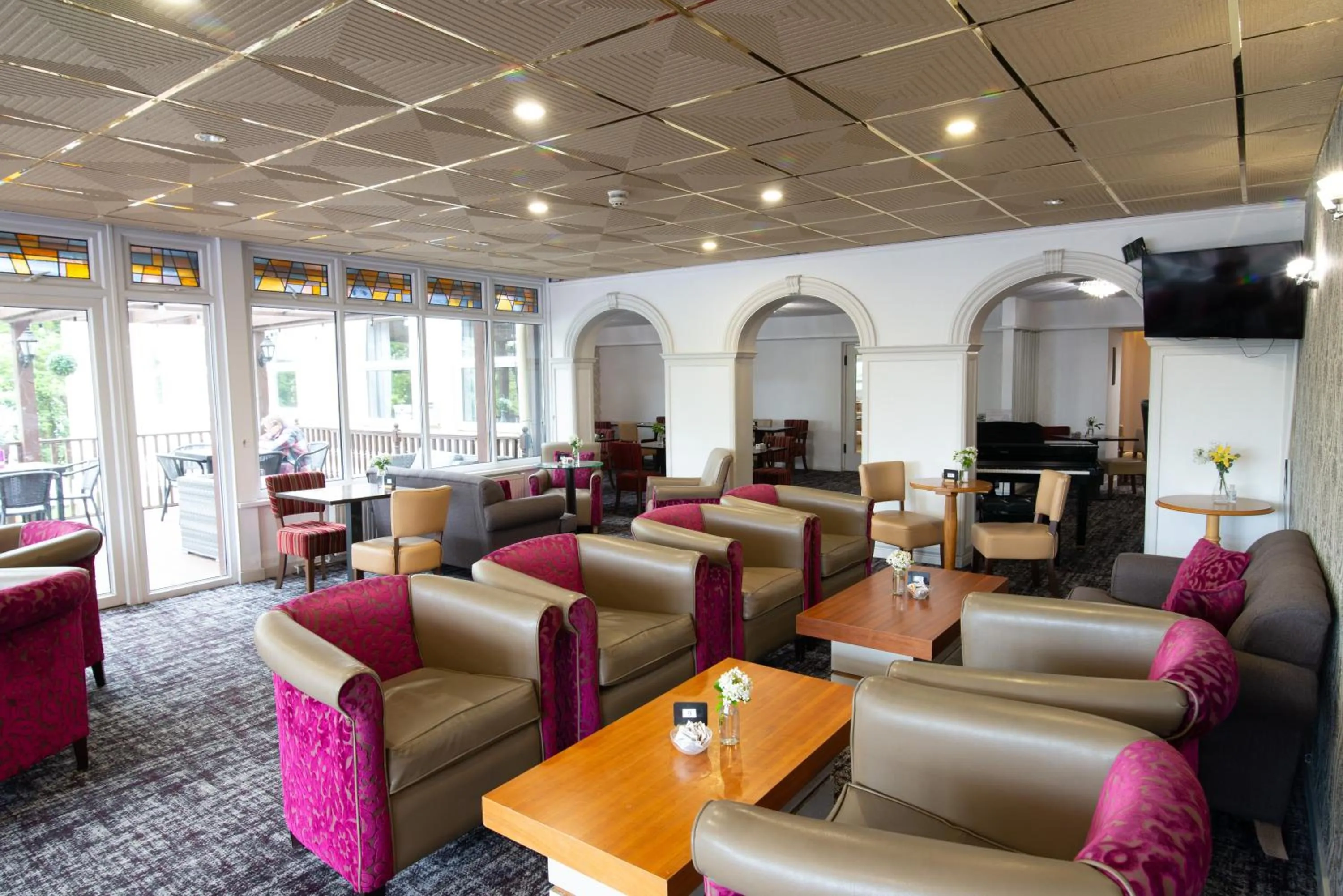 Lounge or bar in Ivy Bush Royal Hotel by Compass Hospitality