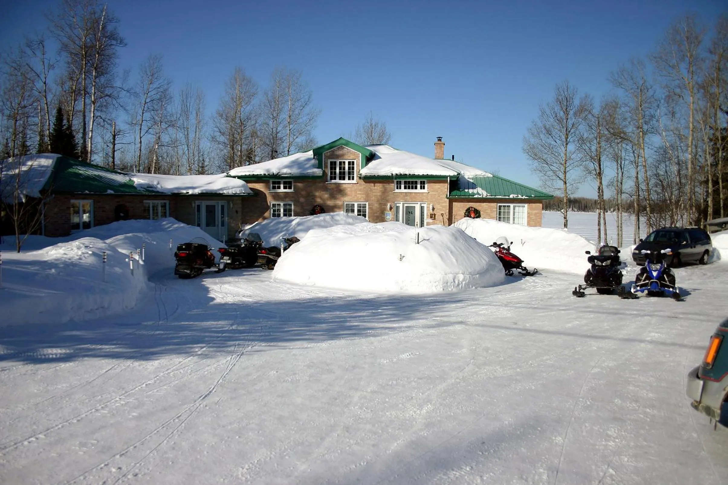 Facade/entrance in Au Soleil Couchant