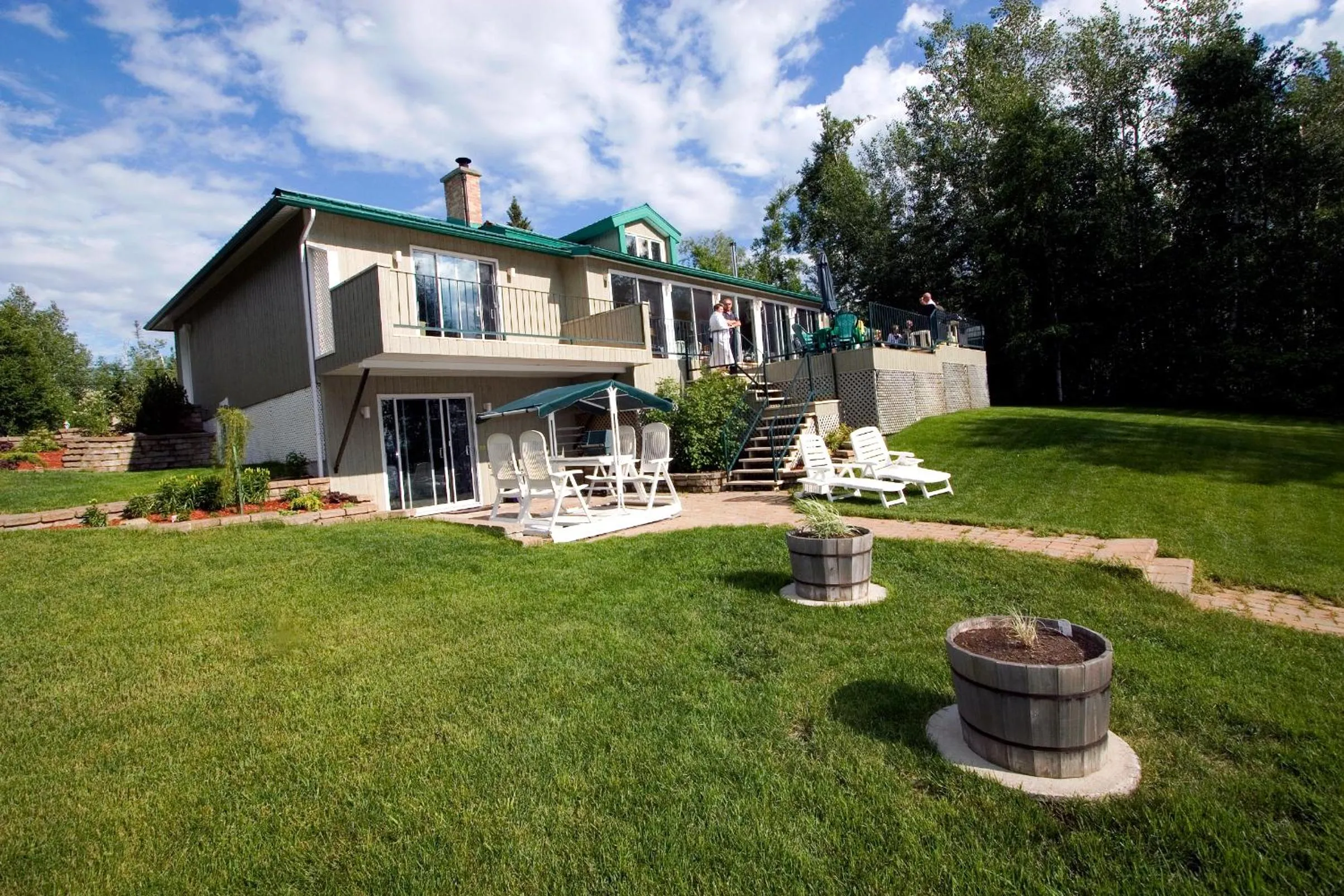 Property building in Au Soleil Couchant