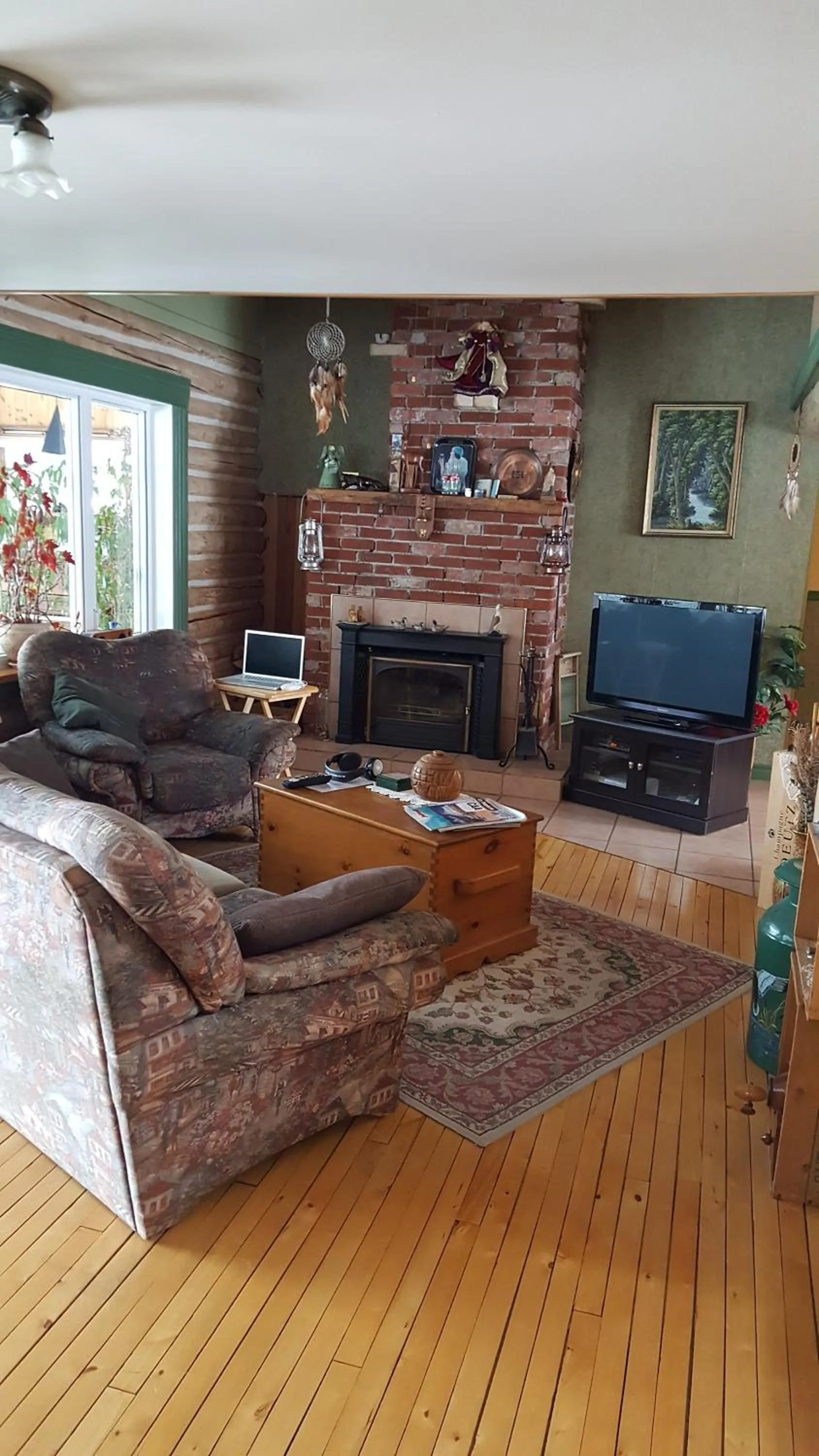 Communal lounge/ TV room in Au Soleil Couchant