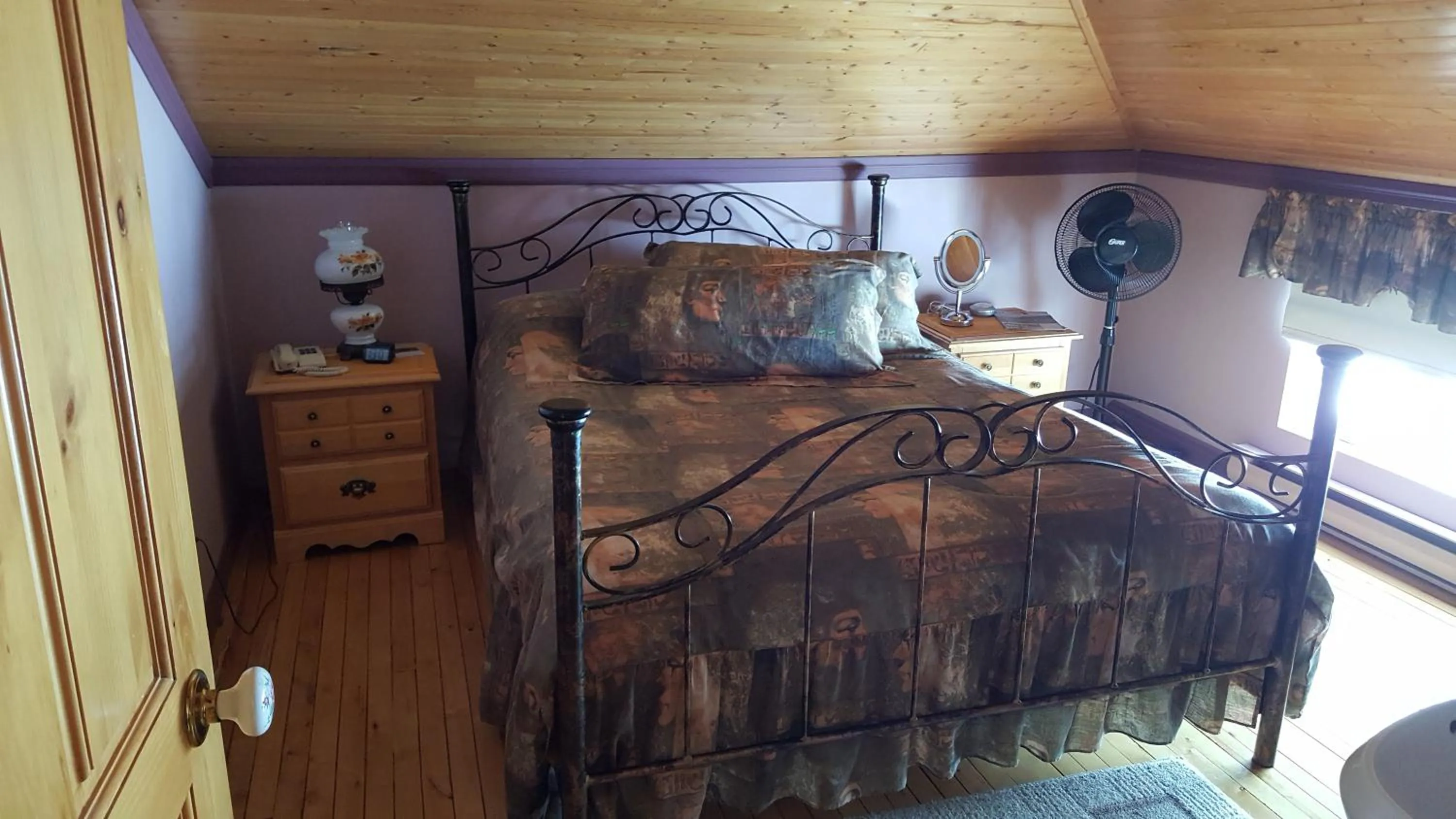 View (from property/room), Bed in Au Soleil Couchant