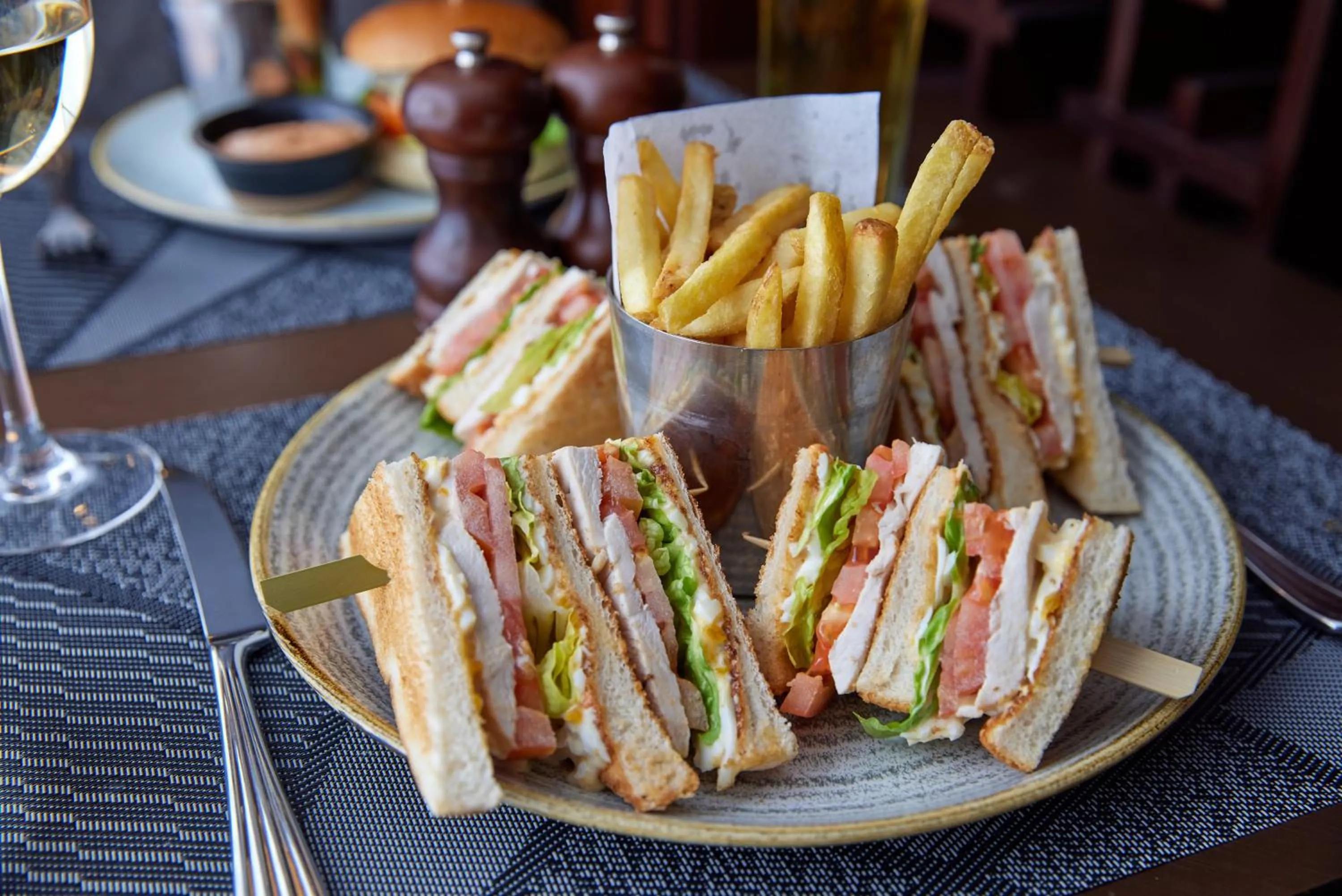 Restaurant/places to eat in Thistle London Holborn