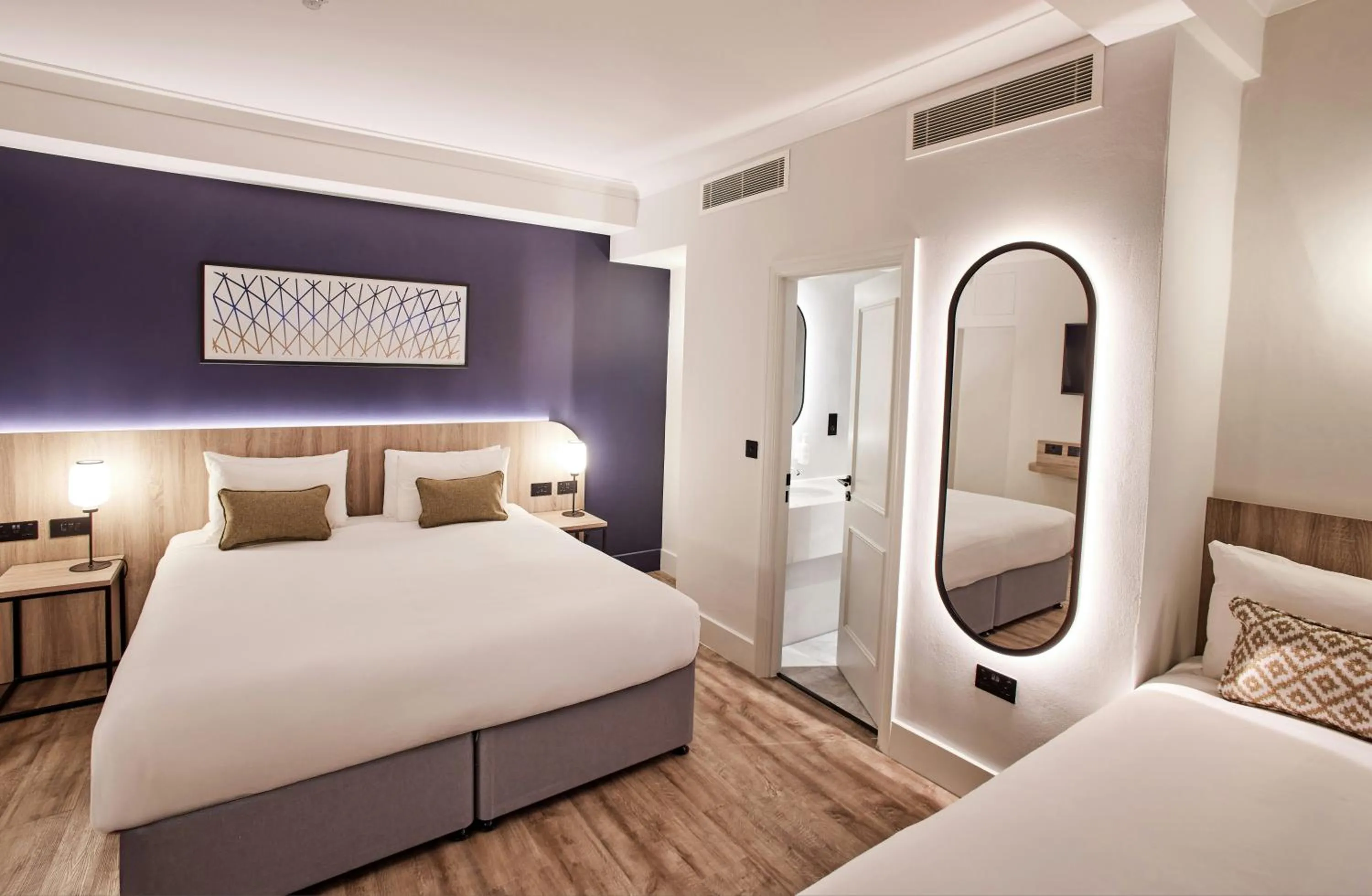 Bed in Thistle London Bloomsbury Park