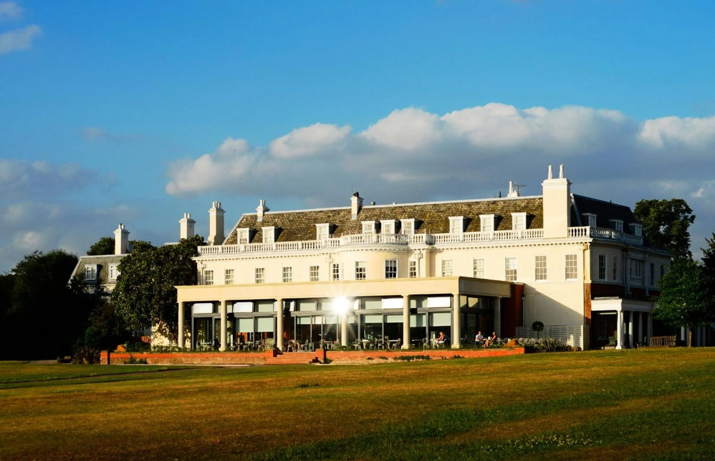 Facade/entrance in Hotel du Vin Cannizaro House Wimbledon