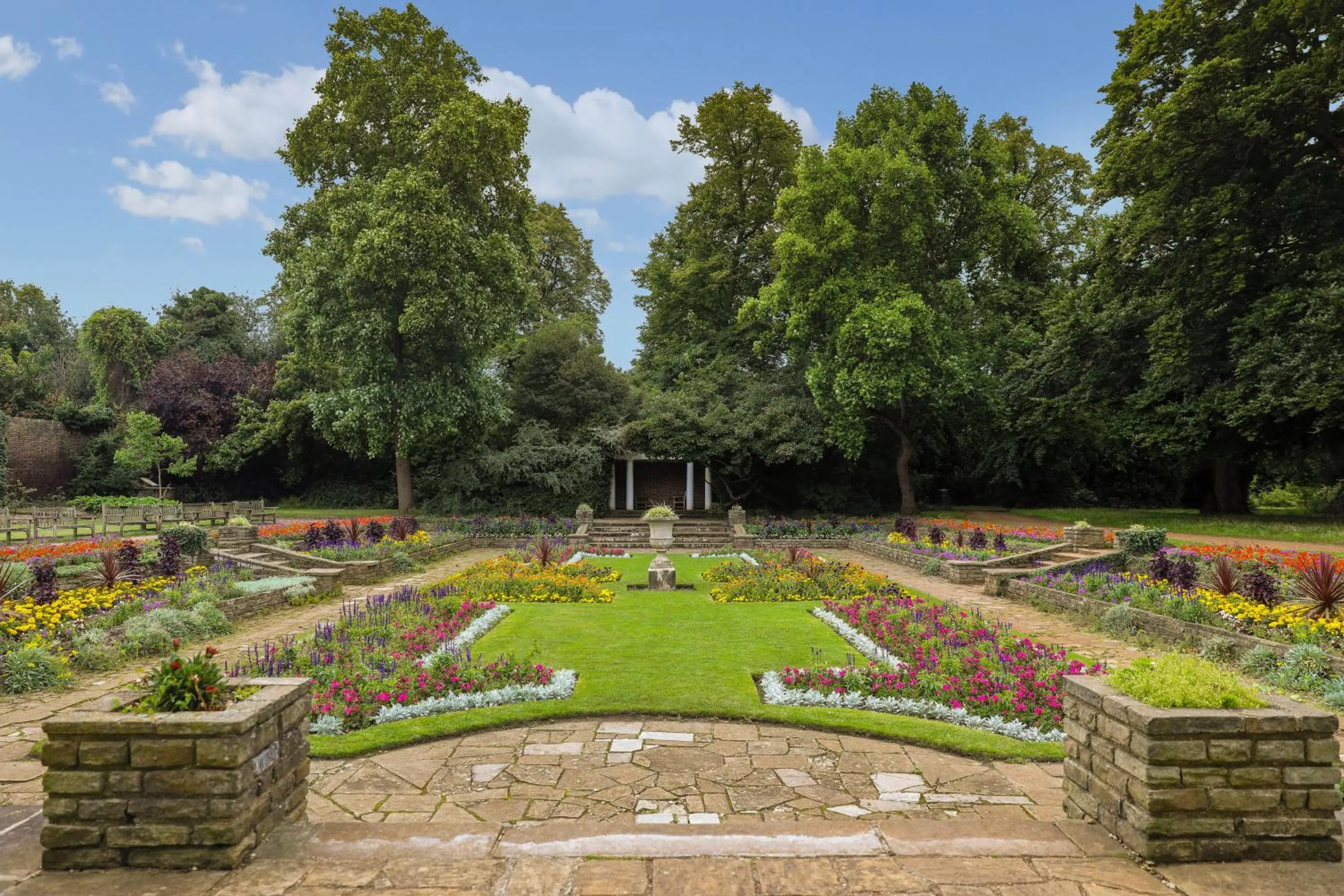 Garden in Hotel du Vin Cannizaro House Wimbledon