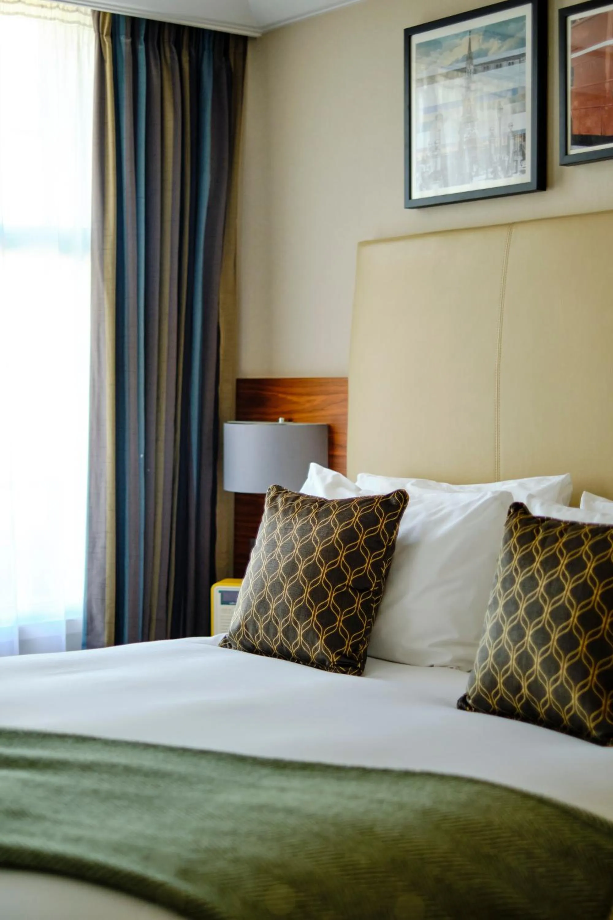 Bed in The Clermont London, Charing Cross