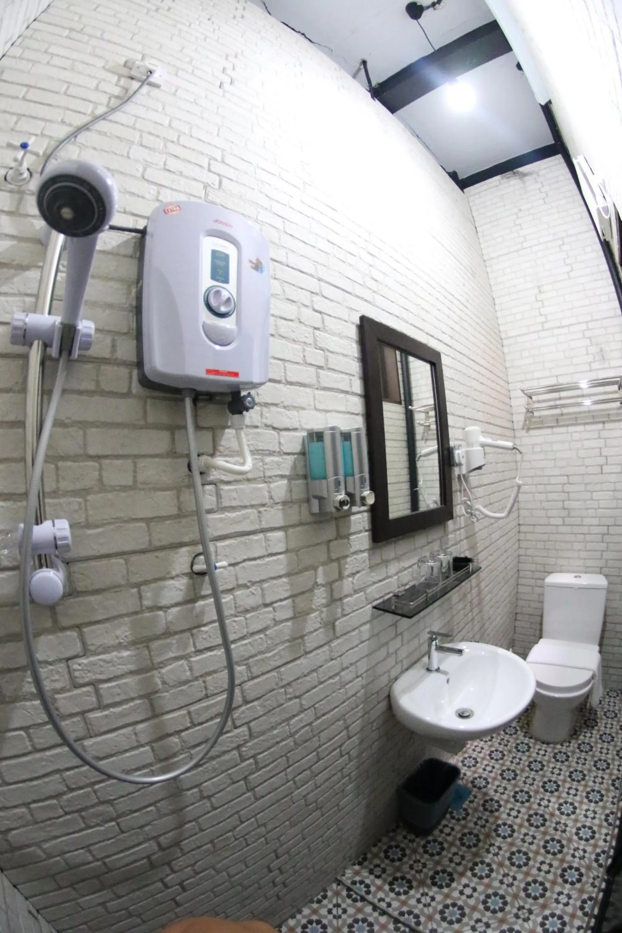 Bathroom in JQ Ban Loong Boutique Hotel