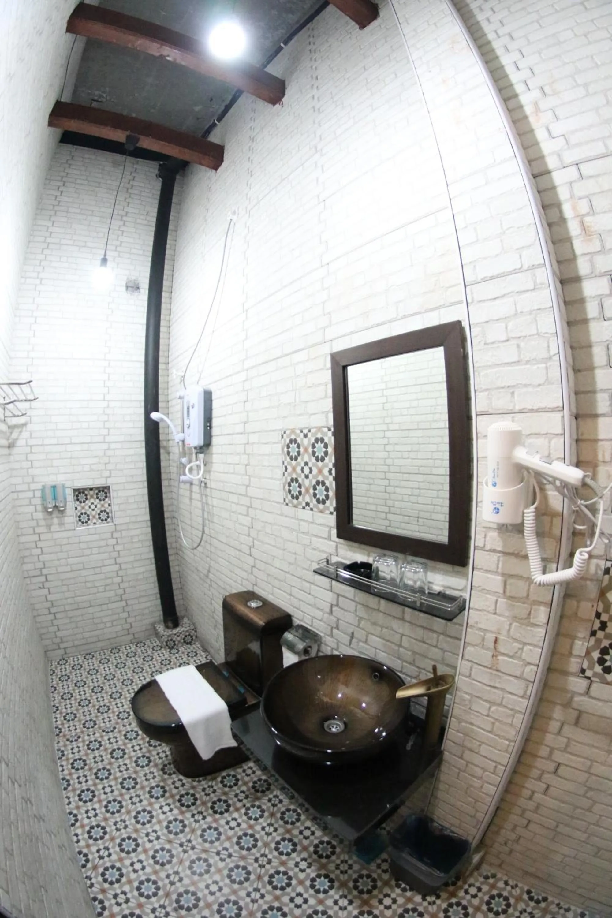 Bathroom in JQ Ban Loong Boutique Hotel