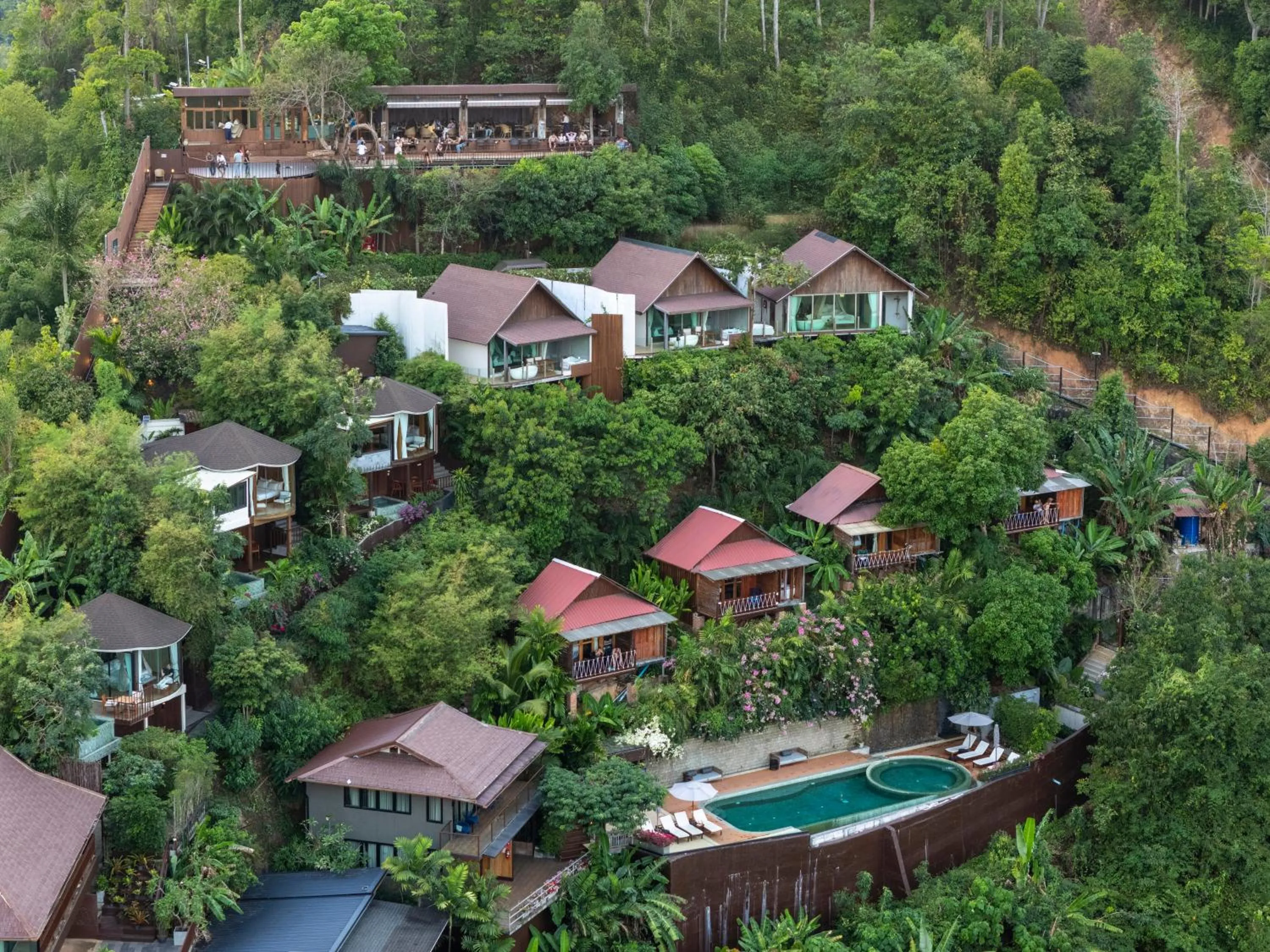 Property building in Sametnangshe Boutique