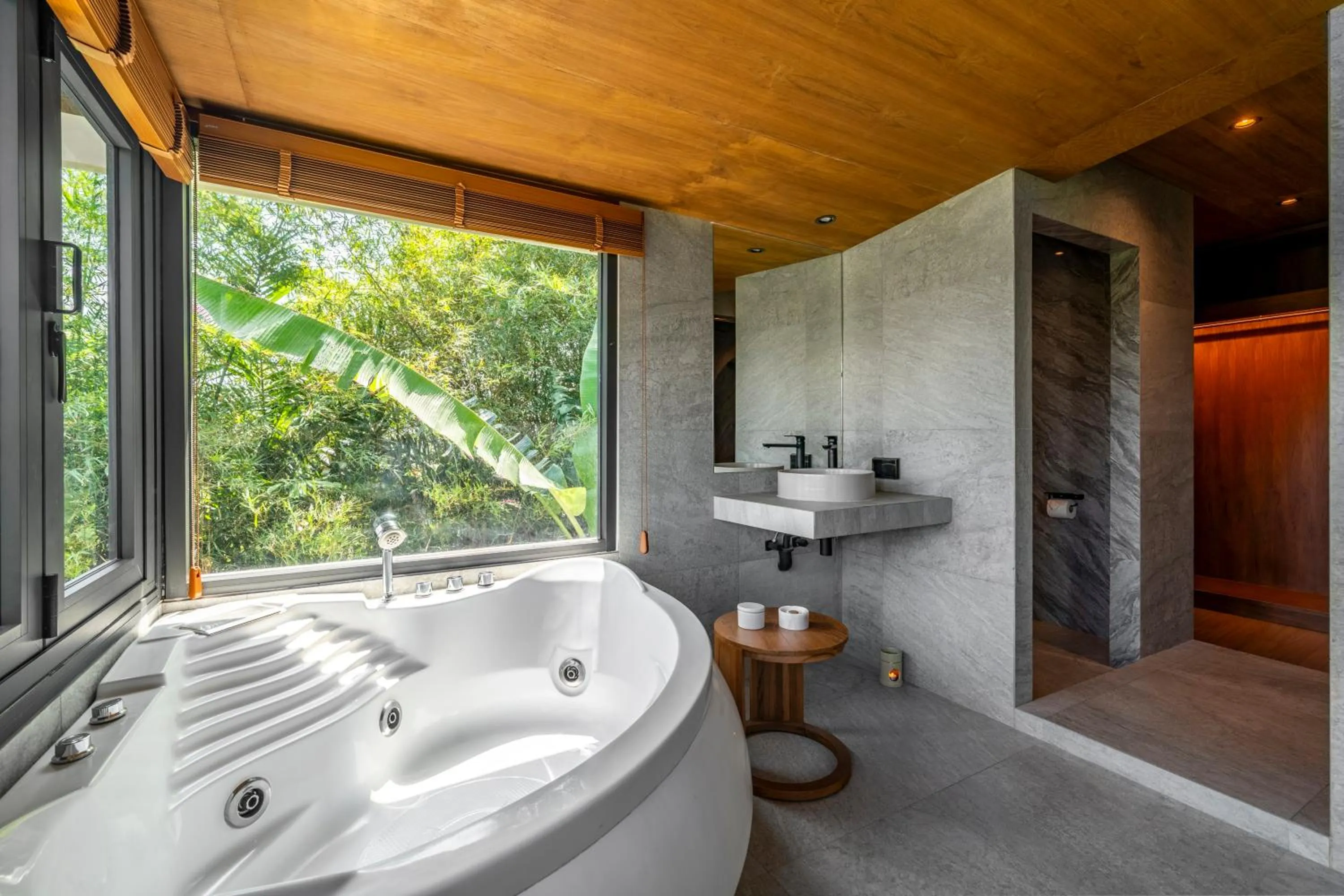 Natural landscape in Sametnangshe Boutique