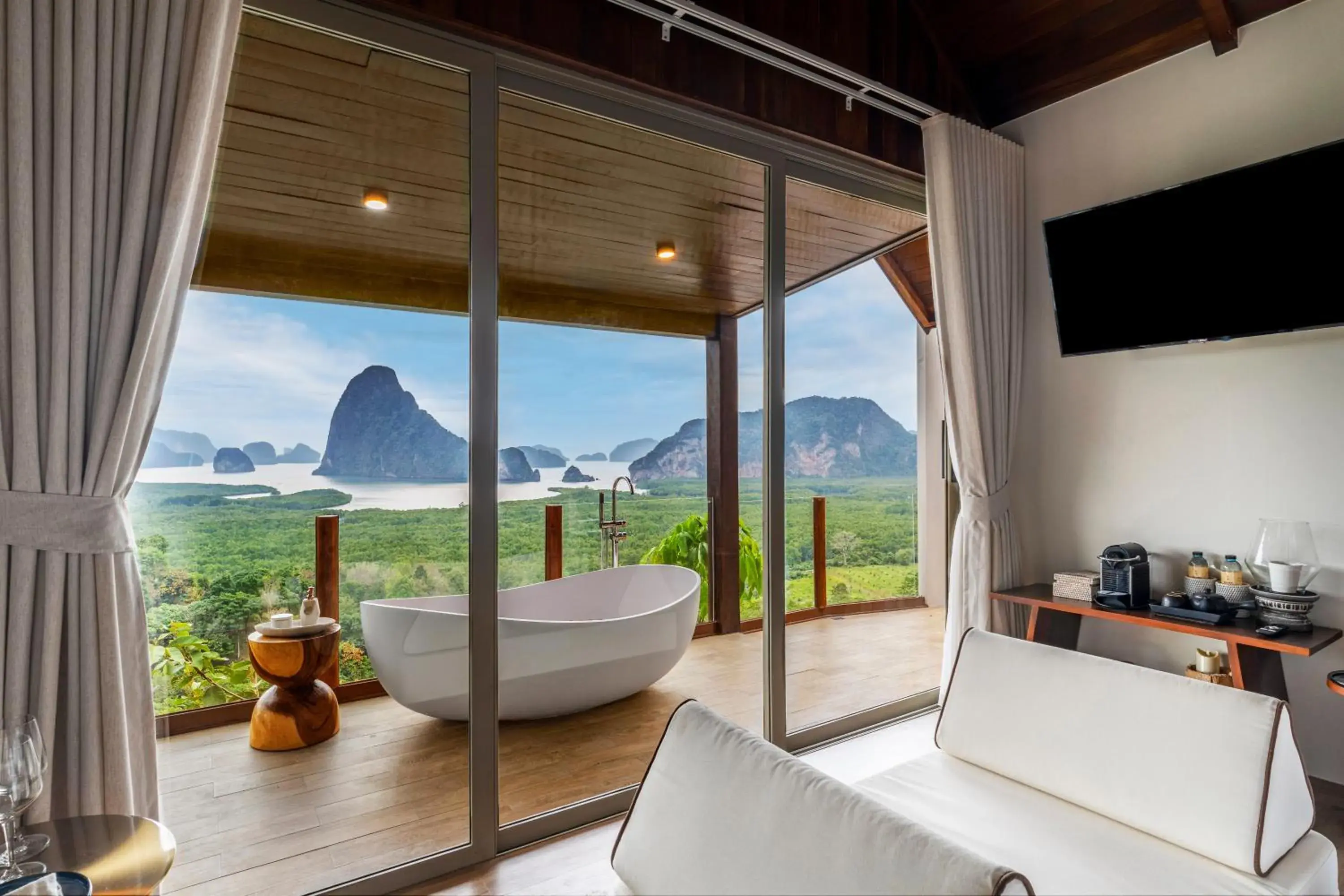 Luxury Villa Seaview in Sametnangshe Boutique Luxury Villa Seaview in Sametnangshe Boutique