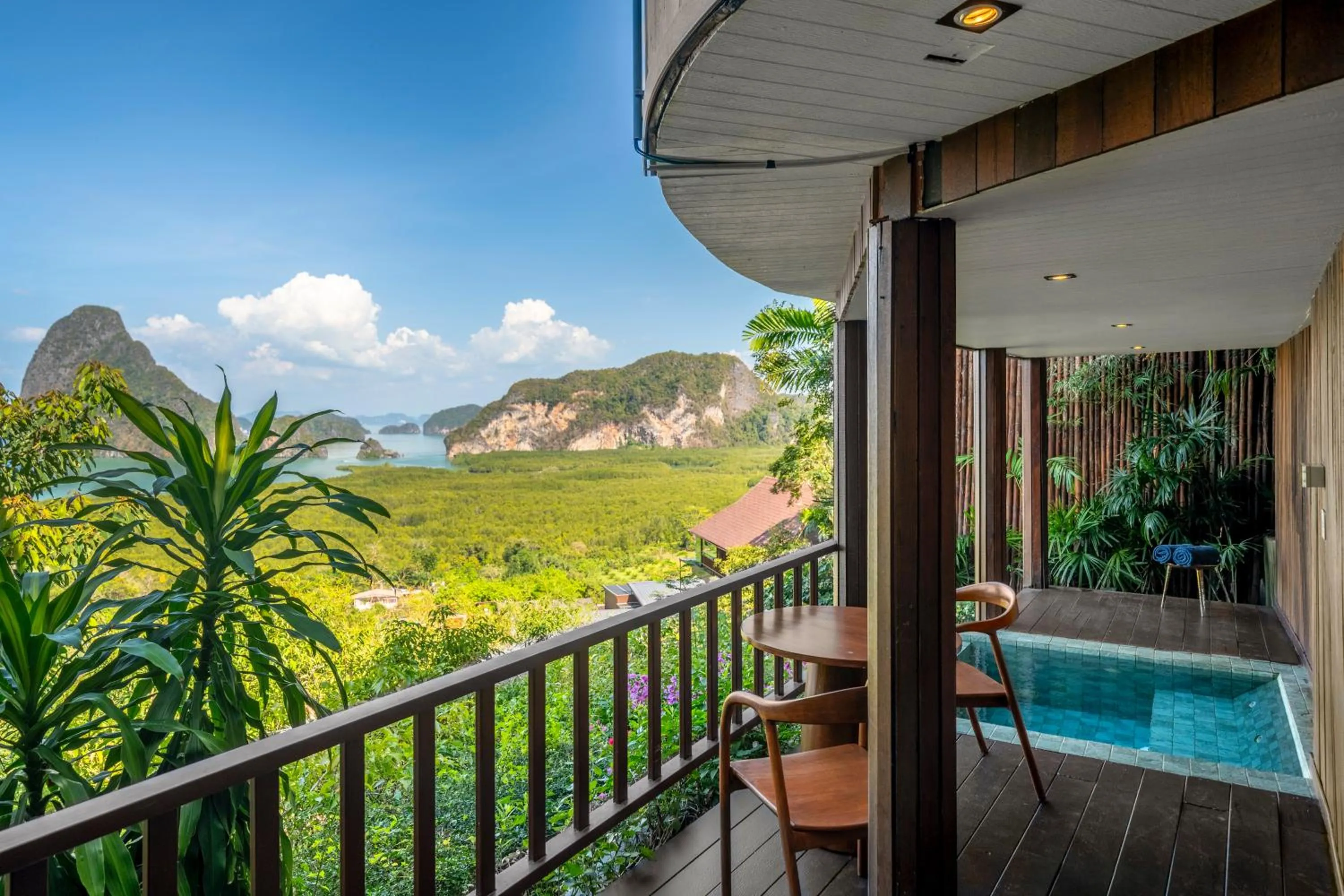 Nearby landmark in Sametnangshe Boutique